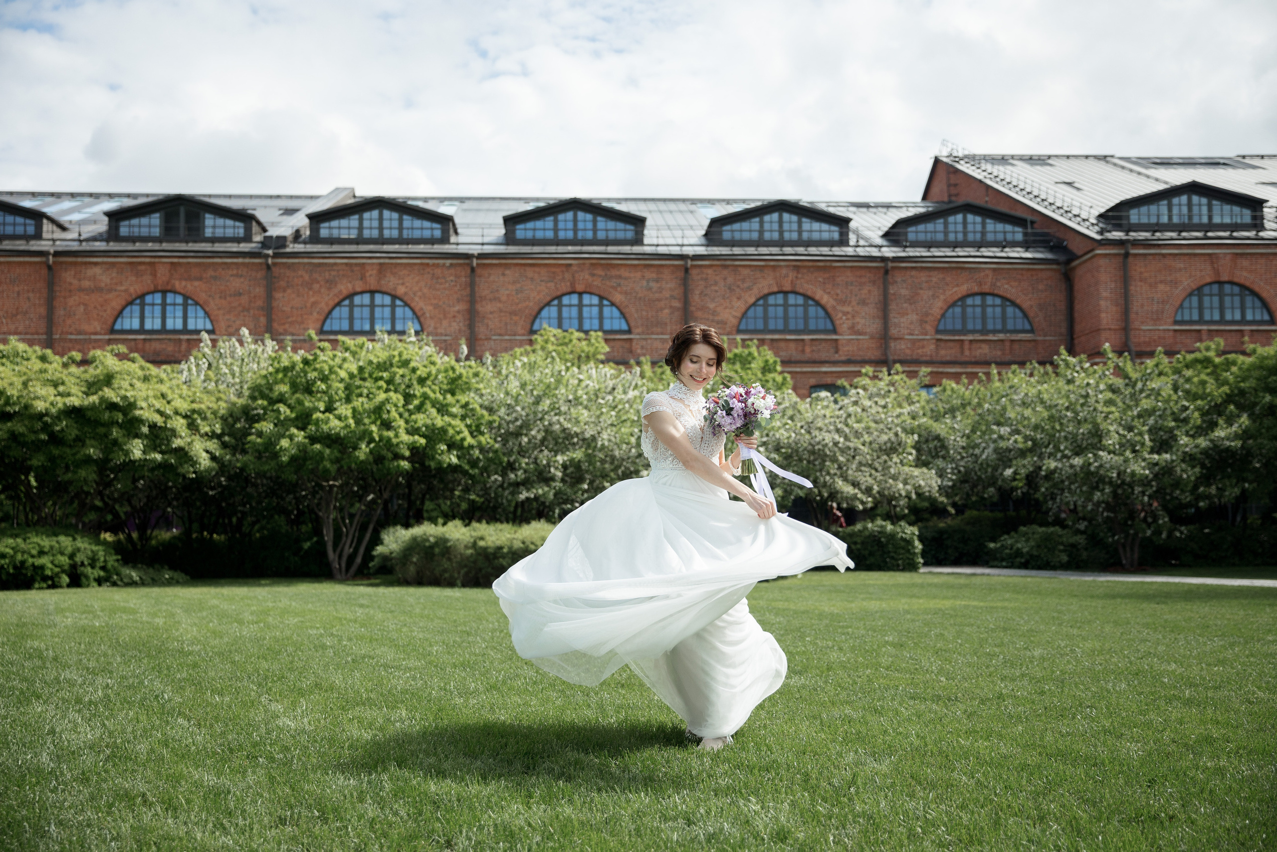 Свадебная фотосессия в Новой Голландии. Свадебный фотограф в Санкт-Петербурге Никита Кузякин