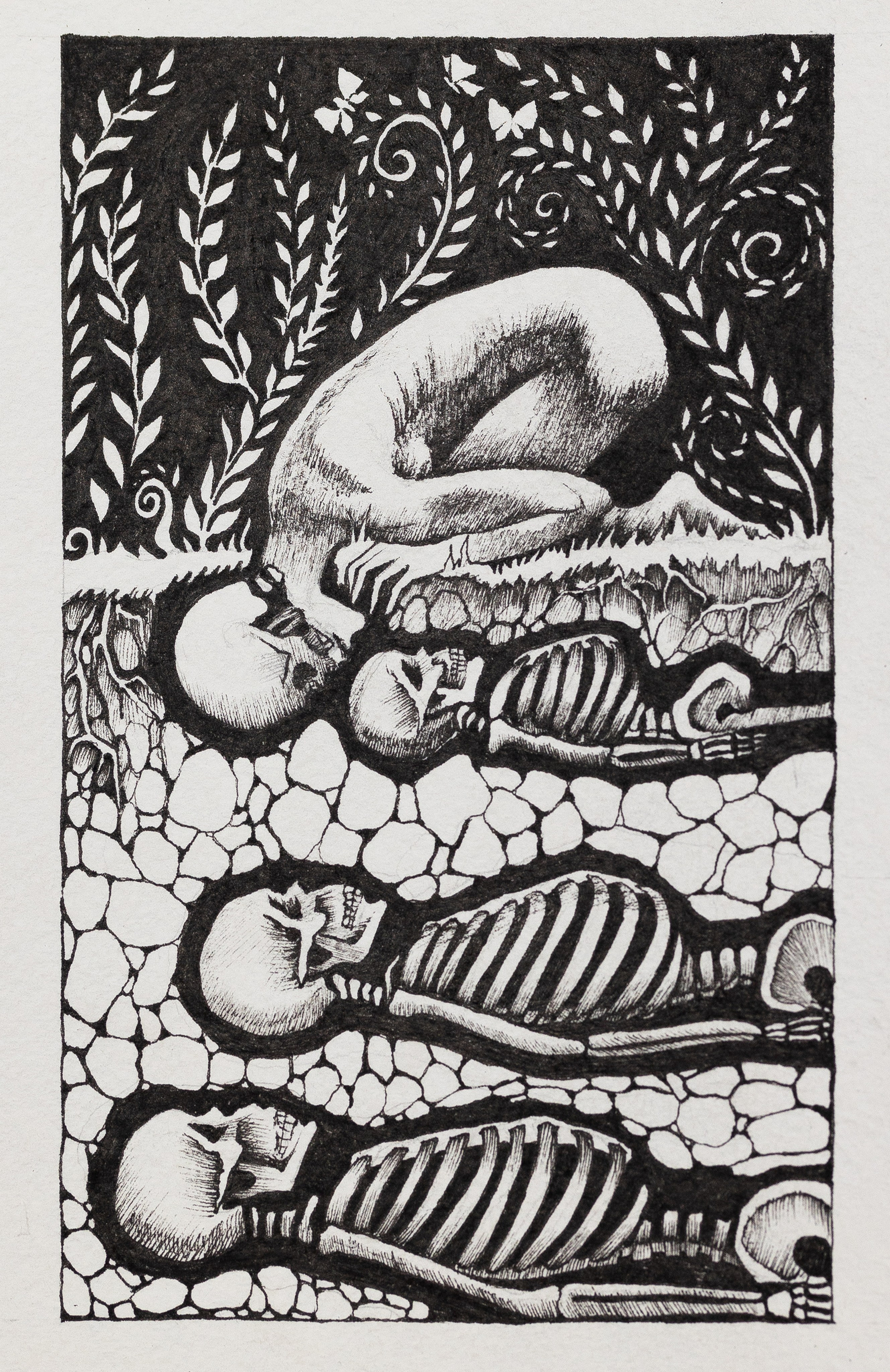 Слои памяти. На изображении — несколько уровней бытия. Наверху, среди трав и завитков растений, свернувшаяся живая фигура — поза эмбриона, уязвимость и покой одновременно. Ниже — слои земли, в которых покоятся скелеты, повторяющиеся, почти одинаковые. Это не просто мёртвые тела — это следы прожитых жизней, ролей, идентичностей. Вся композиция напоминает археологический разрез души.🖤 Тень: Эта карта говорит о жизни поверх неотпущенного прошлого. Скелеты — это старые версии себя, травмы, завершённые, но не оплаканные этапы, родовые сценарии, которые продолжают «лежать под ногами».Тень проявляется как бессознательное повторение: человек живёт, будто неся на себе груз чужих жизней, ожиданий, утрат. Здесь может быть страх перемен — ведь любое движение наверху кажется предательством по отношению к тем, кто остался внизу. Свернувшаяся фигура наверху — это не отдых, а замирание. Жизнь сдерживает дыхание, чтобы не потревожить мёртвые слои памяти. Исцеление начинается с признания: прошлое действительно было, но оно не обязано управлять настоящим. Скелеты — не проклятие, а фундамент. Они держат землю, на которой растёт новая жизнь. Эта карта приглашает к ритуалу прощания и благодарности: назвать прошлые «я», поблагодарить их и позволить им остаться в земле — не в теле. Когда память интегрирована, а не вытеснена, живая фигура наверху может развернуться, встать и пойти. Жизнь не предаёт прошлое, когда выбирает движение. Она завершает его. Ключ к исцелению и практическая работа в руководстве к картам. стоимость постера 3000р.