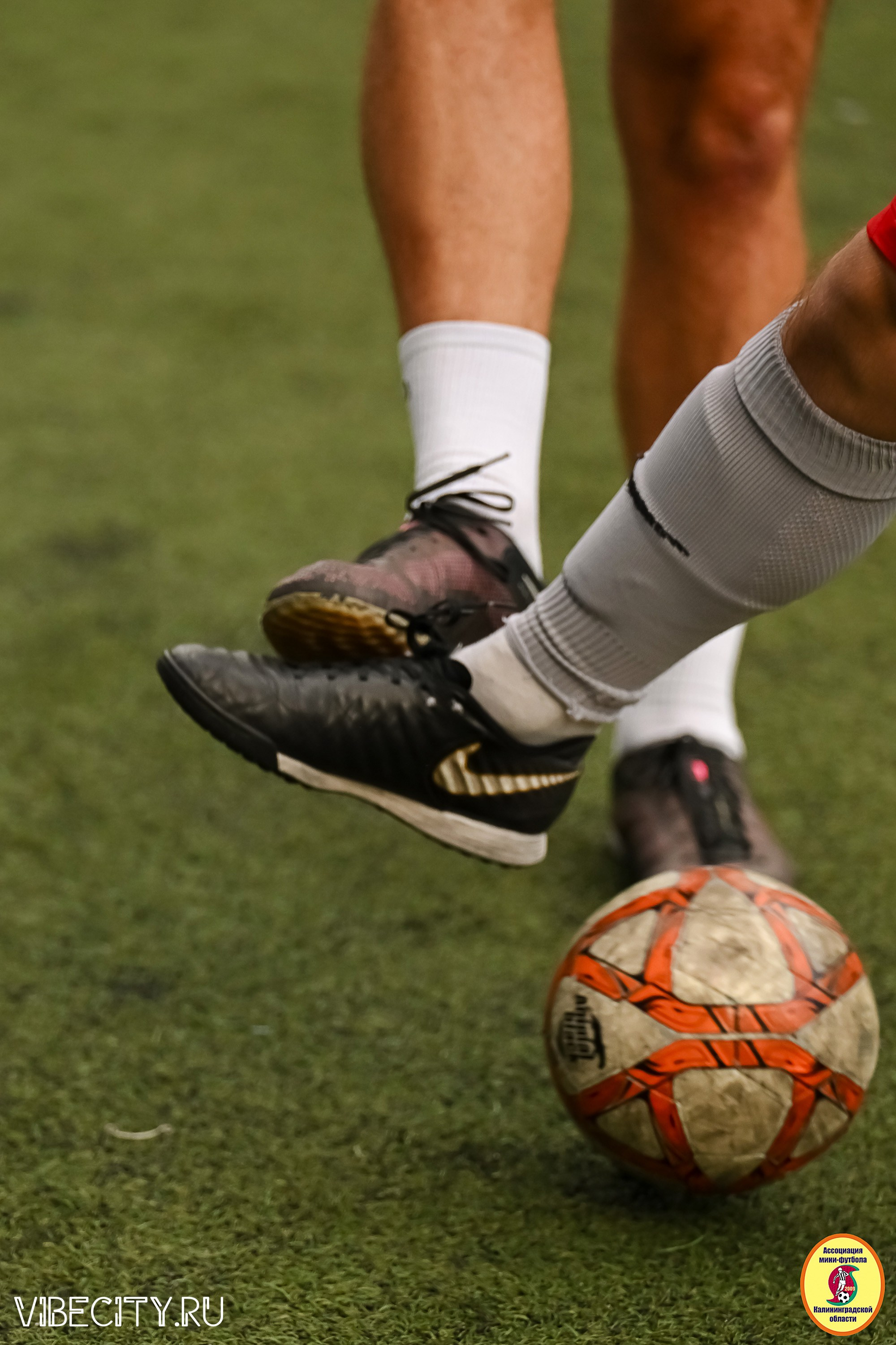 ИГРЫ МИНИ-ФУТБОЛЬНОЙ И КОРПОРАТИВНОЙ ЛИГИ. VIBECITY.RU Вайб Сити Ру Фоторепортажи Фотоотчеты Калининград