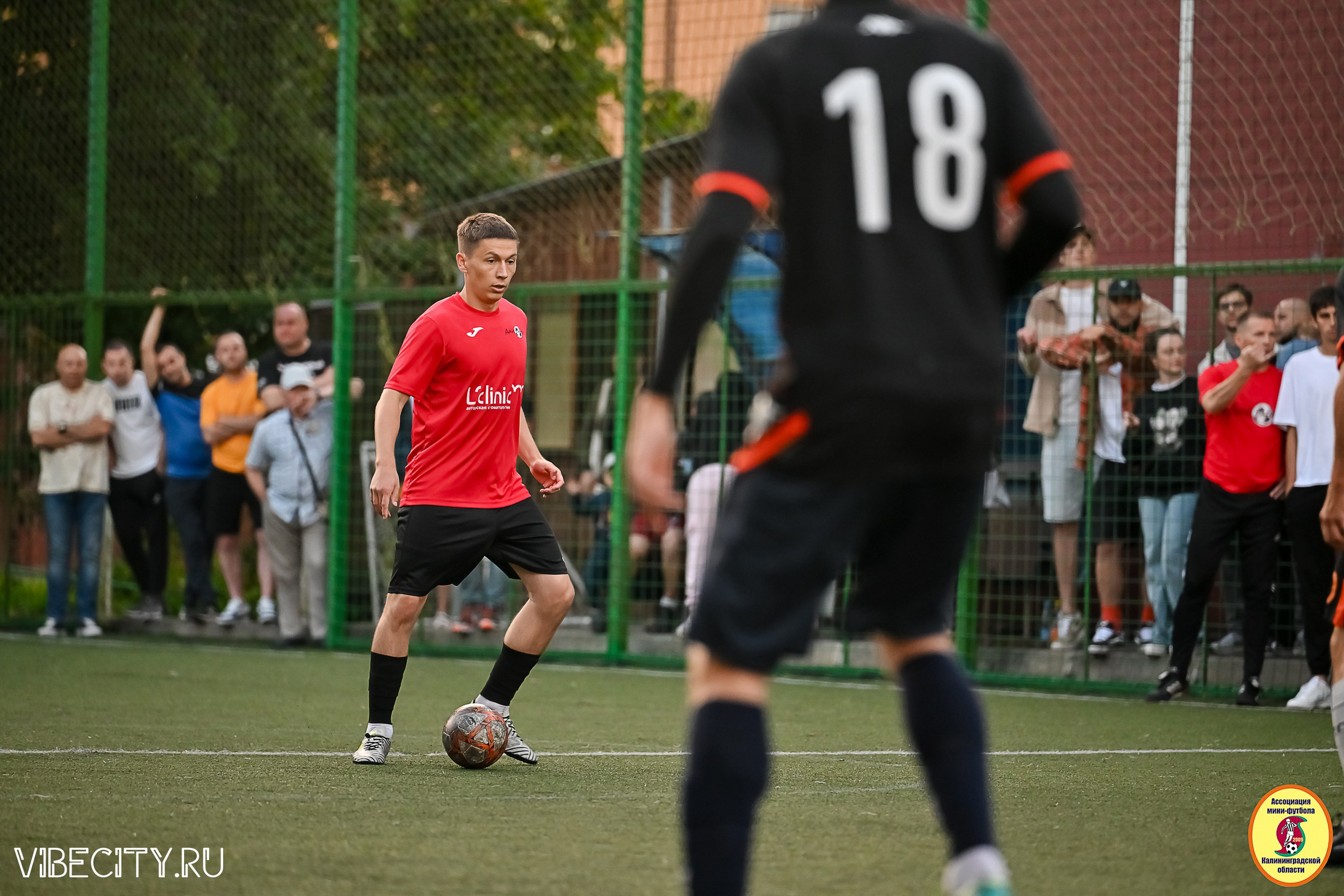 ИГРЫ МИНИ-ФУТБОЛЬНОЙ И КОРПОРАТИВНОЙ ЛИГИ. VIBECITY.RU Вайб Сити Ру Фоторепортажи Фотоотчеты Калининград