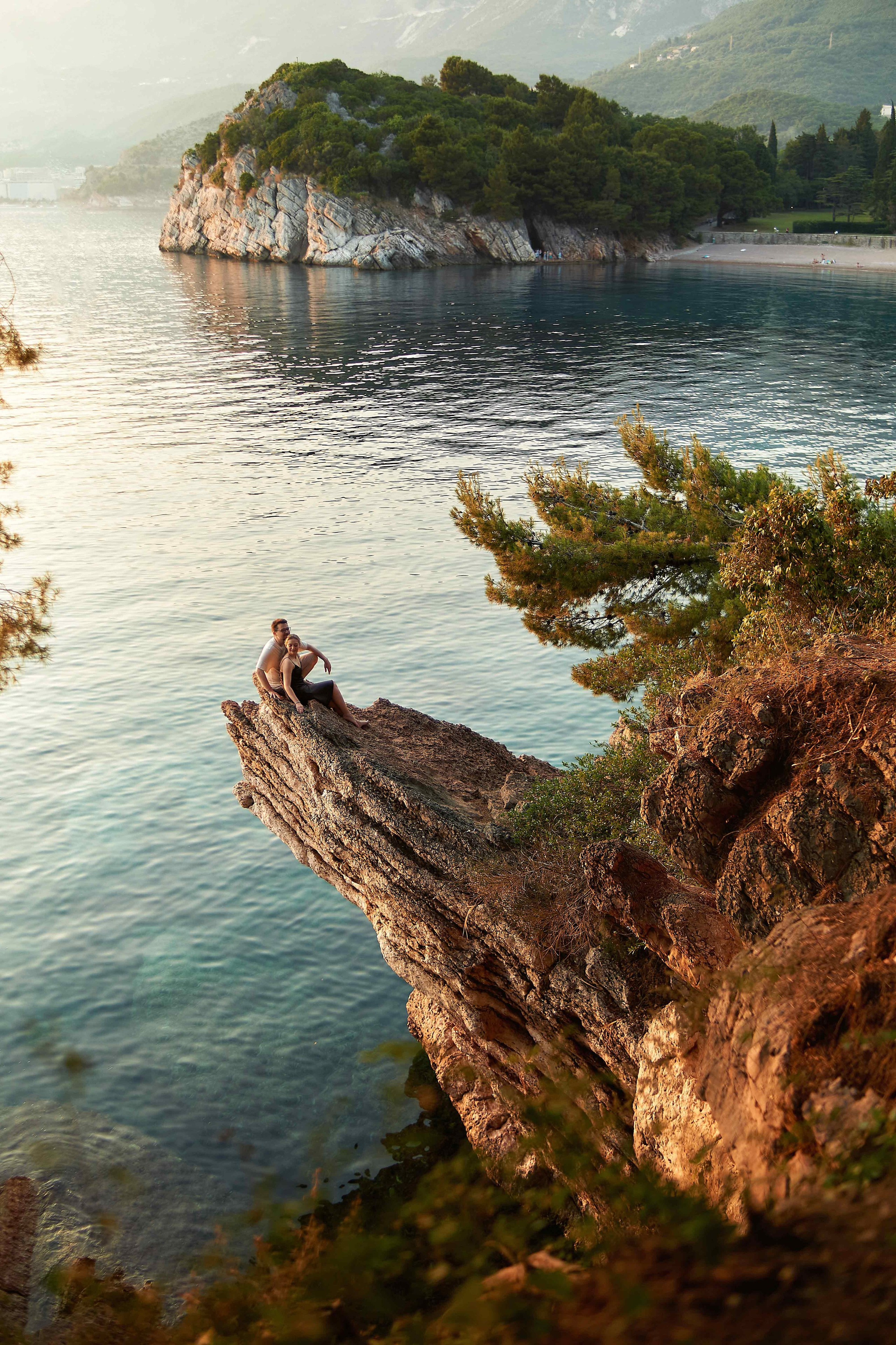 Фотосессия на Свети Стефан — романтика и стиль у моря | Фотограф в Черногории