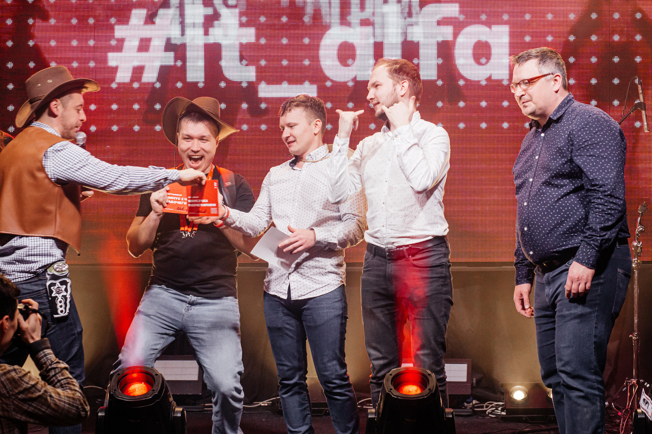 Репортажной фотограф на мероприятие в Москве Антон Матвеев. Свадебный фотограф в Москве | Антон Матвеев