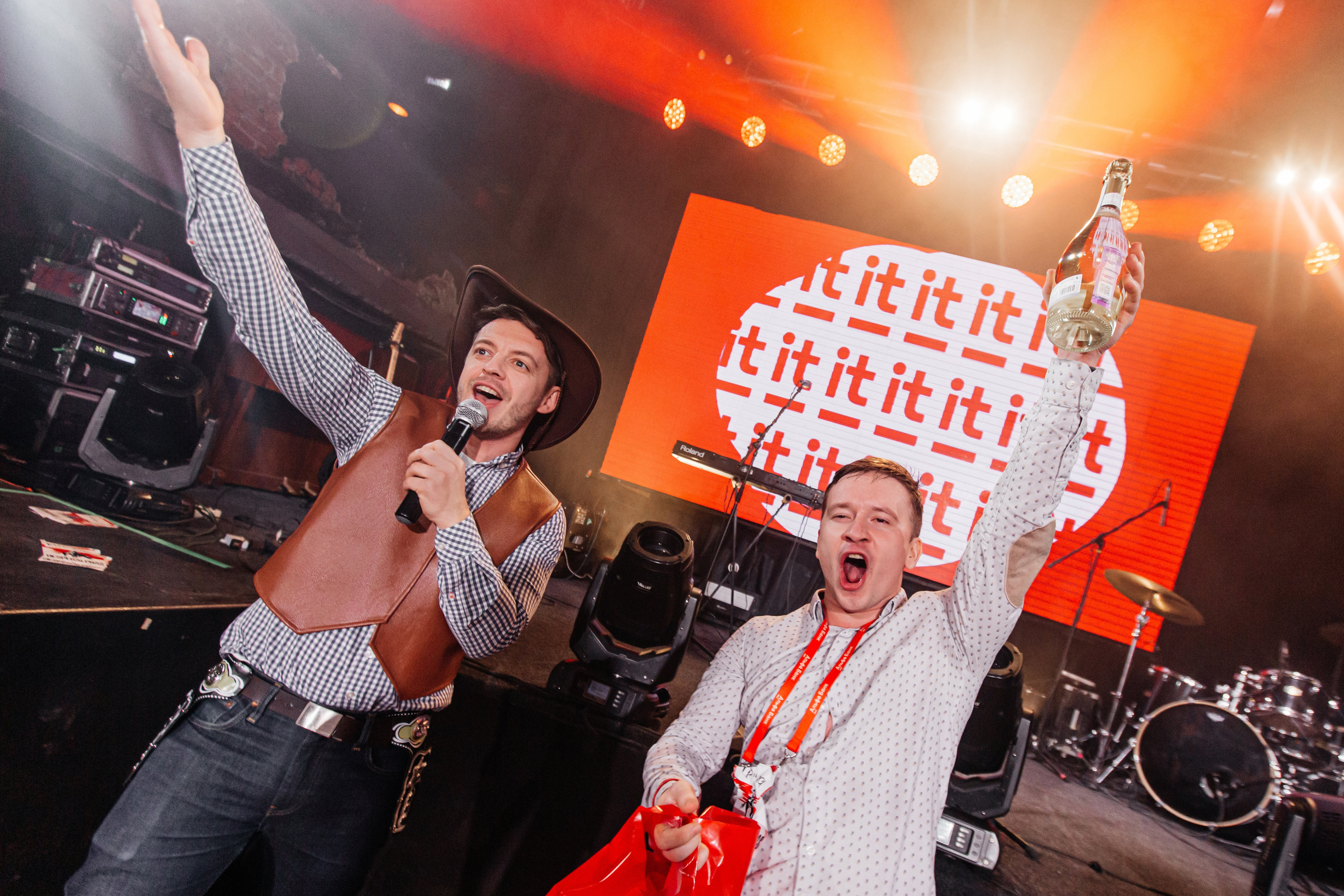 Репортажной фотограф на мероприятие в Москве Антон Матвеев. Свадебный фотограф в Москве | Антон Матвеев