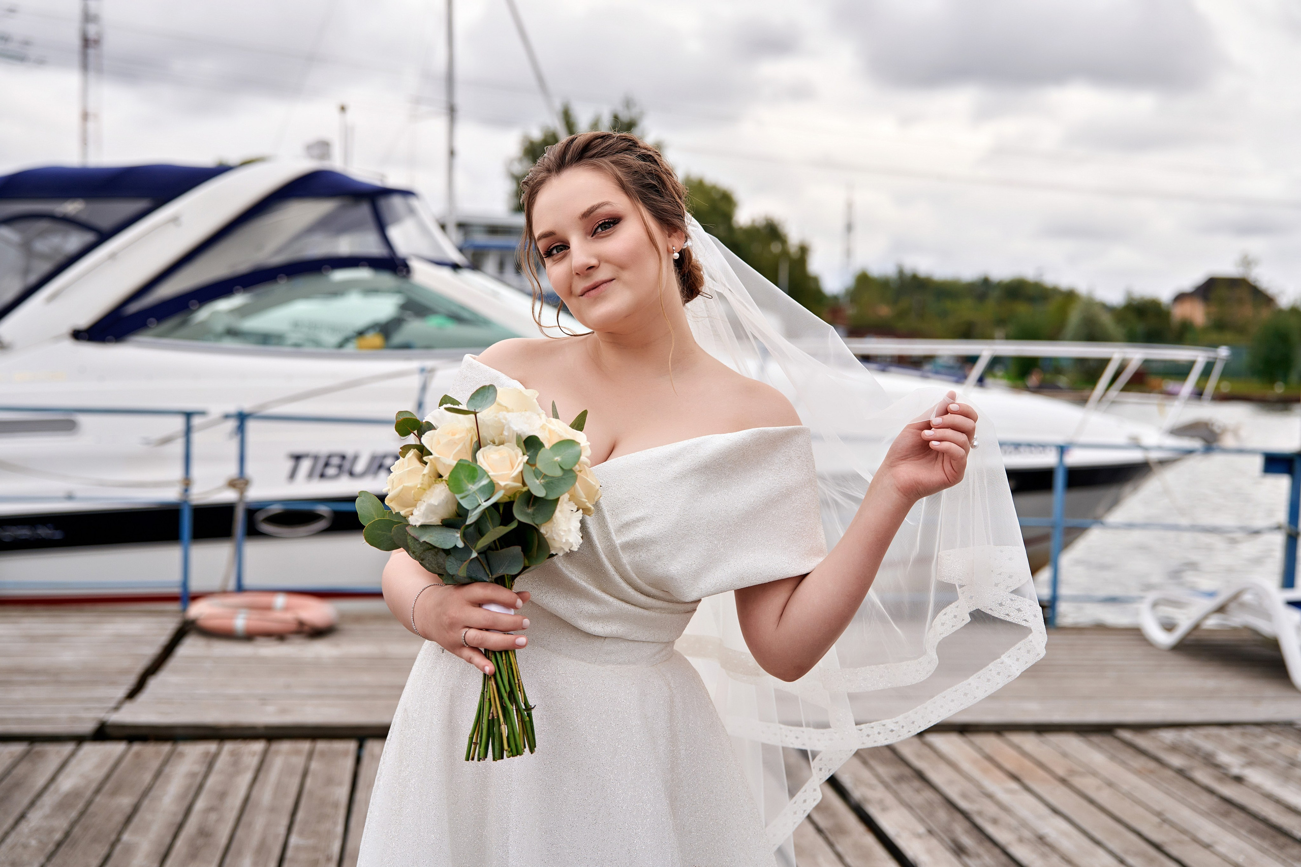 Нежная свадьба Антона и Софьи в яхт-клубе «Портофино». Фотограф Меняйло Евгений. Свадьба. Портрет. Репортаж. Семья. Контент
