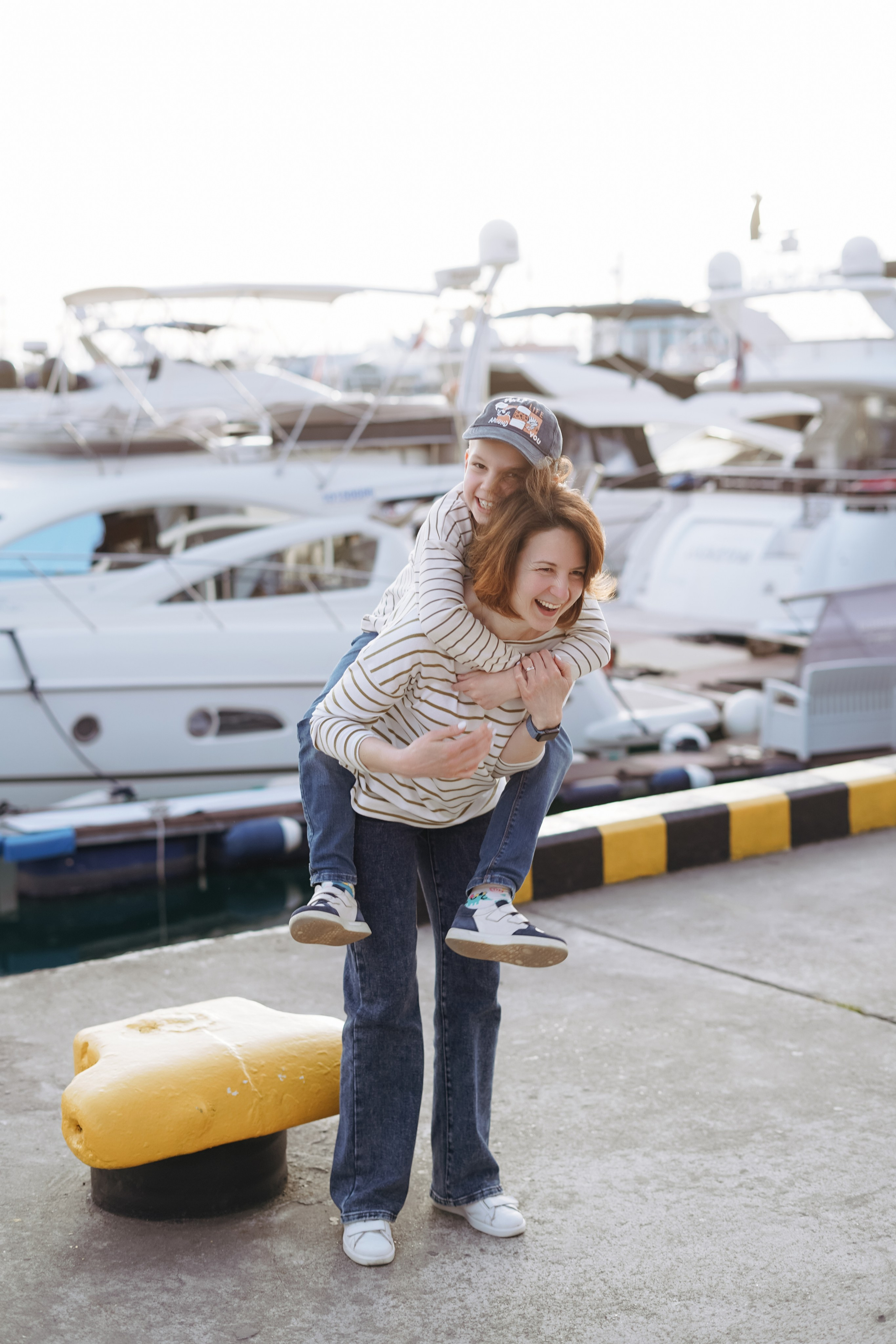 Екатерина и Ярослав, а также море, яхты и много смеха. Фотограф в Сочи и Абхазии | Фототуры | September Air