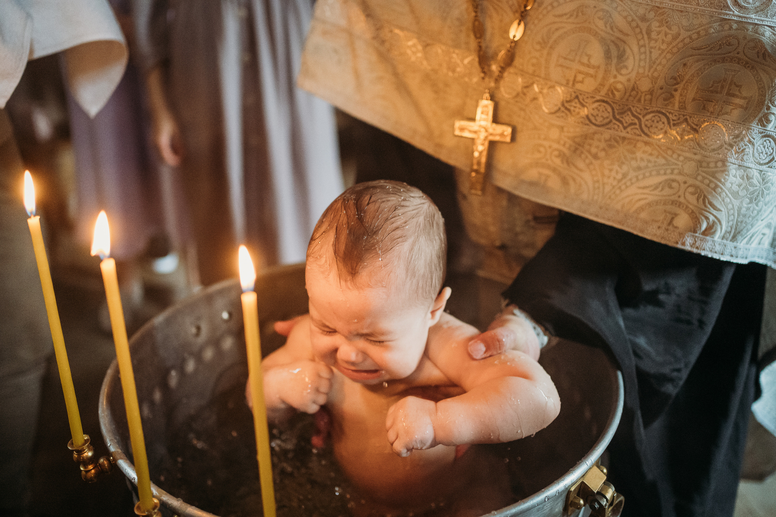 Фотограф на крещение Фотограф на крестины Крещение ребенка Крещение младенца Православный фотограф Фотосъемка в храме Можно ли фотографировать в храме Как подготовиться к крещению ребенка красивый фотографии Фотограф на крещение Москва найти Фотограф на крещение недорого Крещение ребенка в православном храме что нужно для крещения ребенка