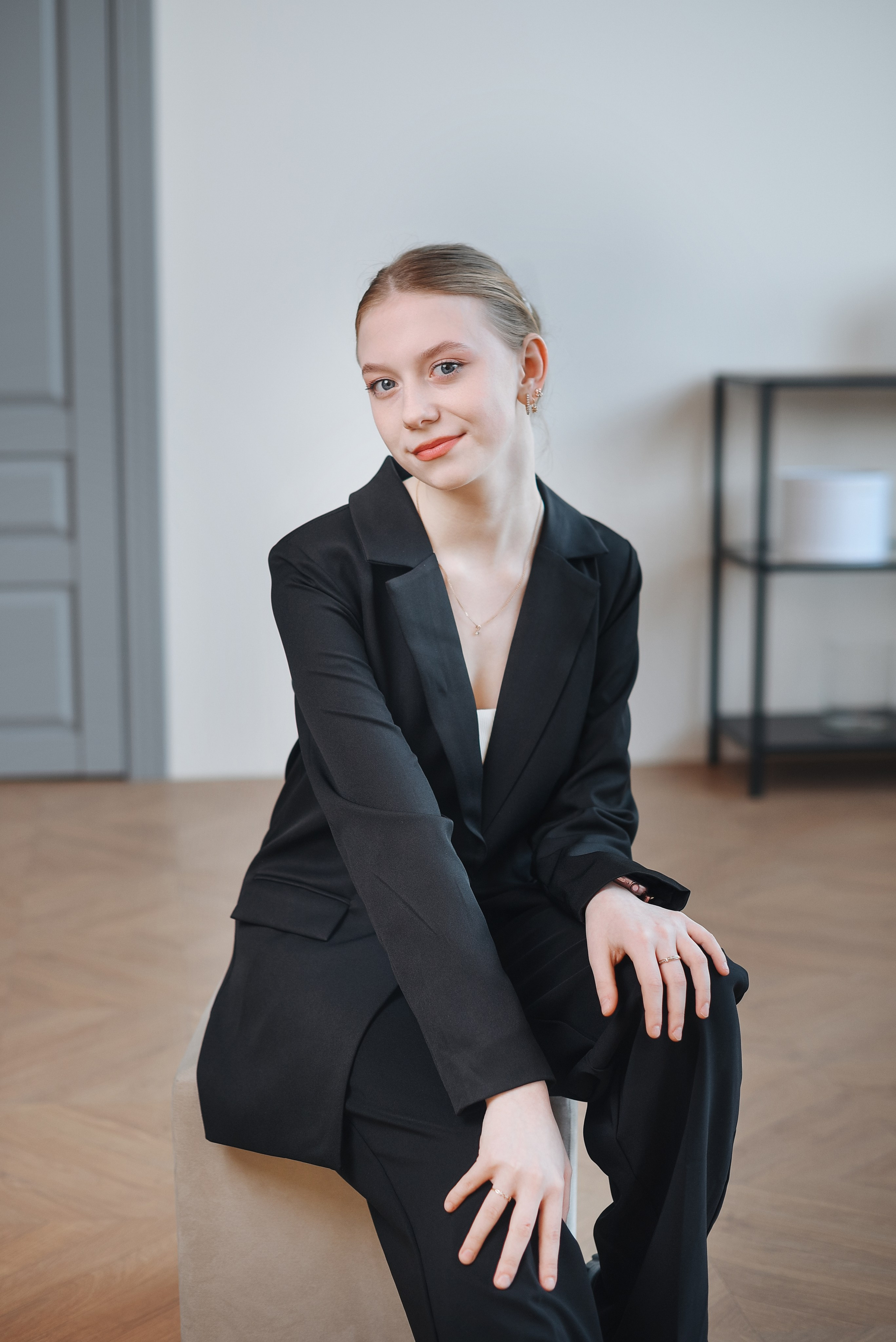 #43 11 а. Выпускные альбомы в Кургане, Твой альбом, Книга