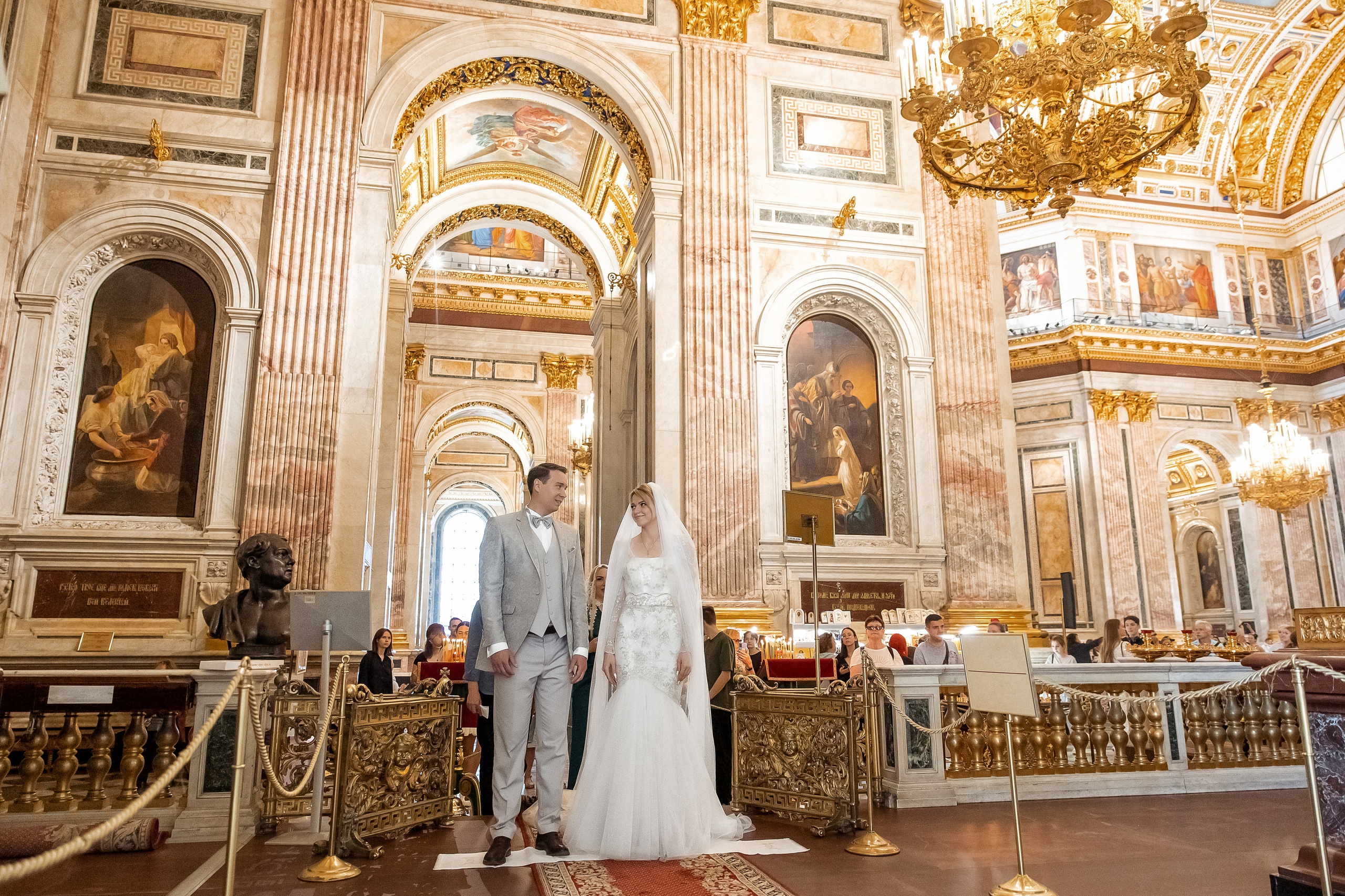 Свадебная фотосессия на яхте. Свадебный и семейный фотограф Алексей Аверин