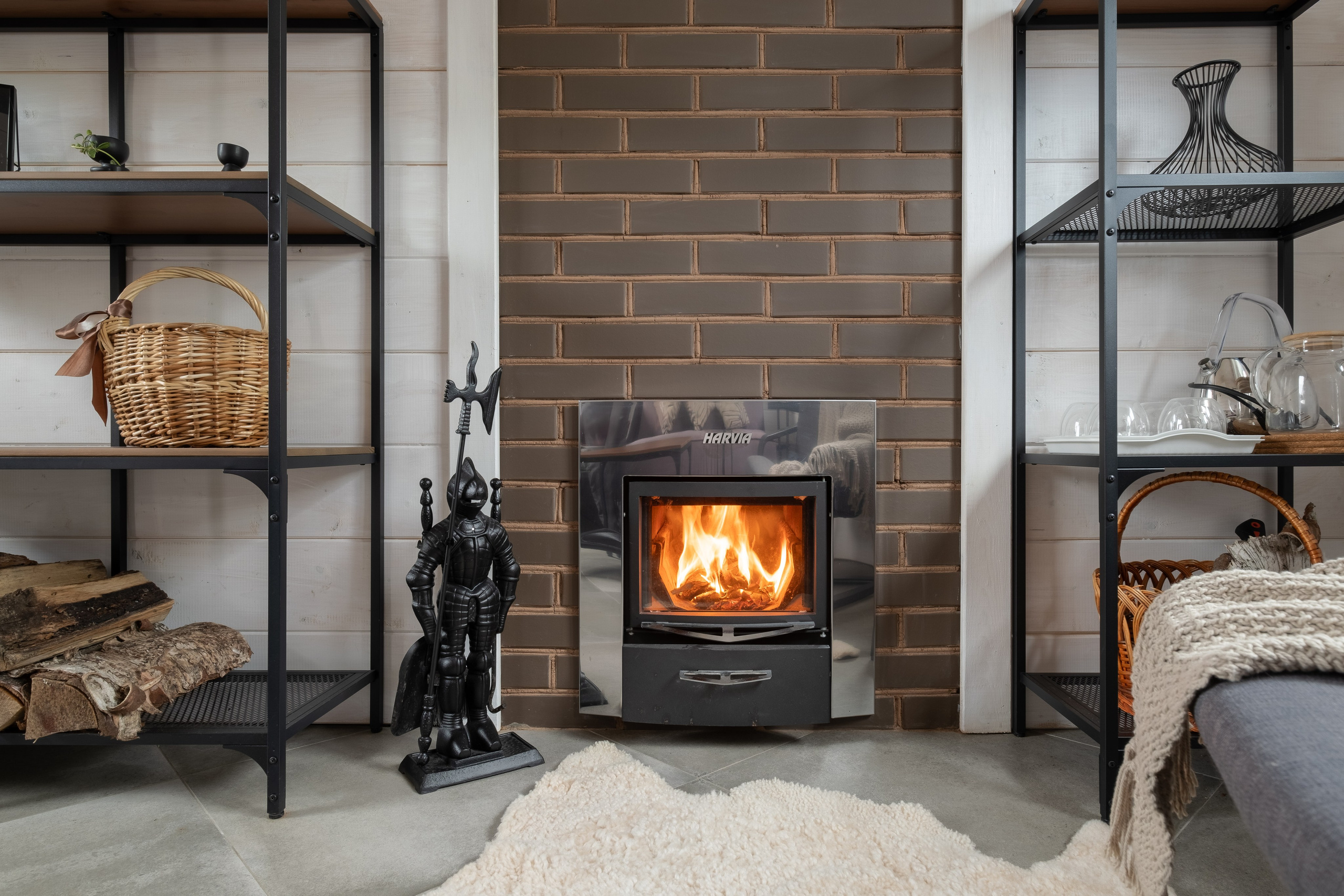 Интерьерные кадры различных объектов: от небольших квартир до баз отдыха. Интерьерный фотограф в Санкт-Петербурге Михаил Азаров. Печать и продажа фотографий