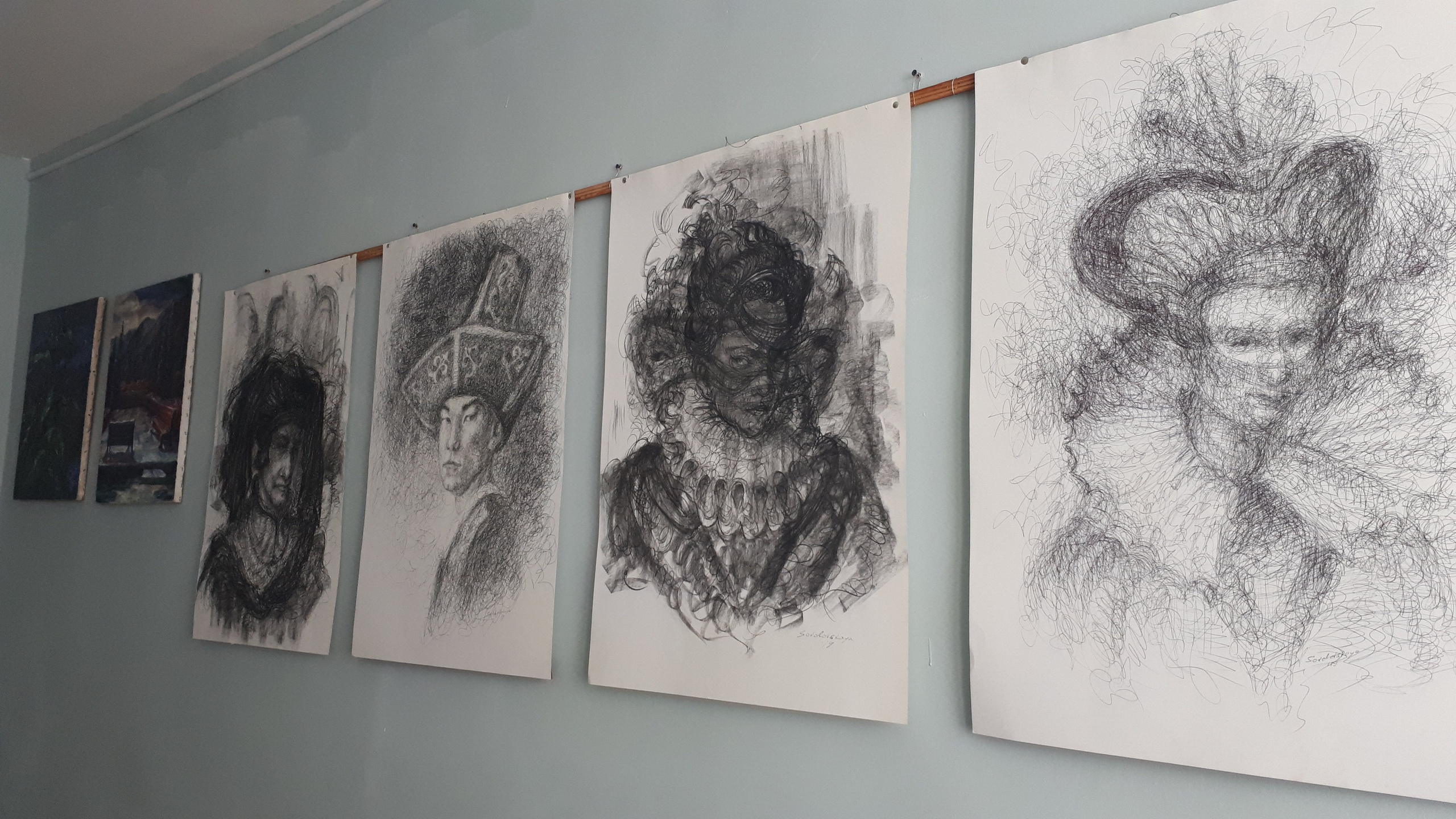 Выставочная АРТ резиденция " ЯБЛОКО»