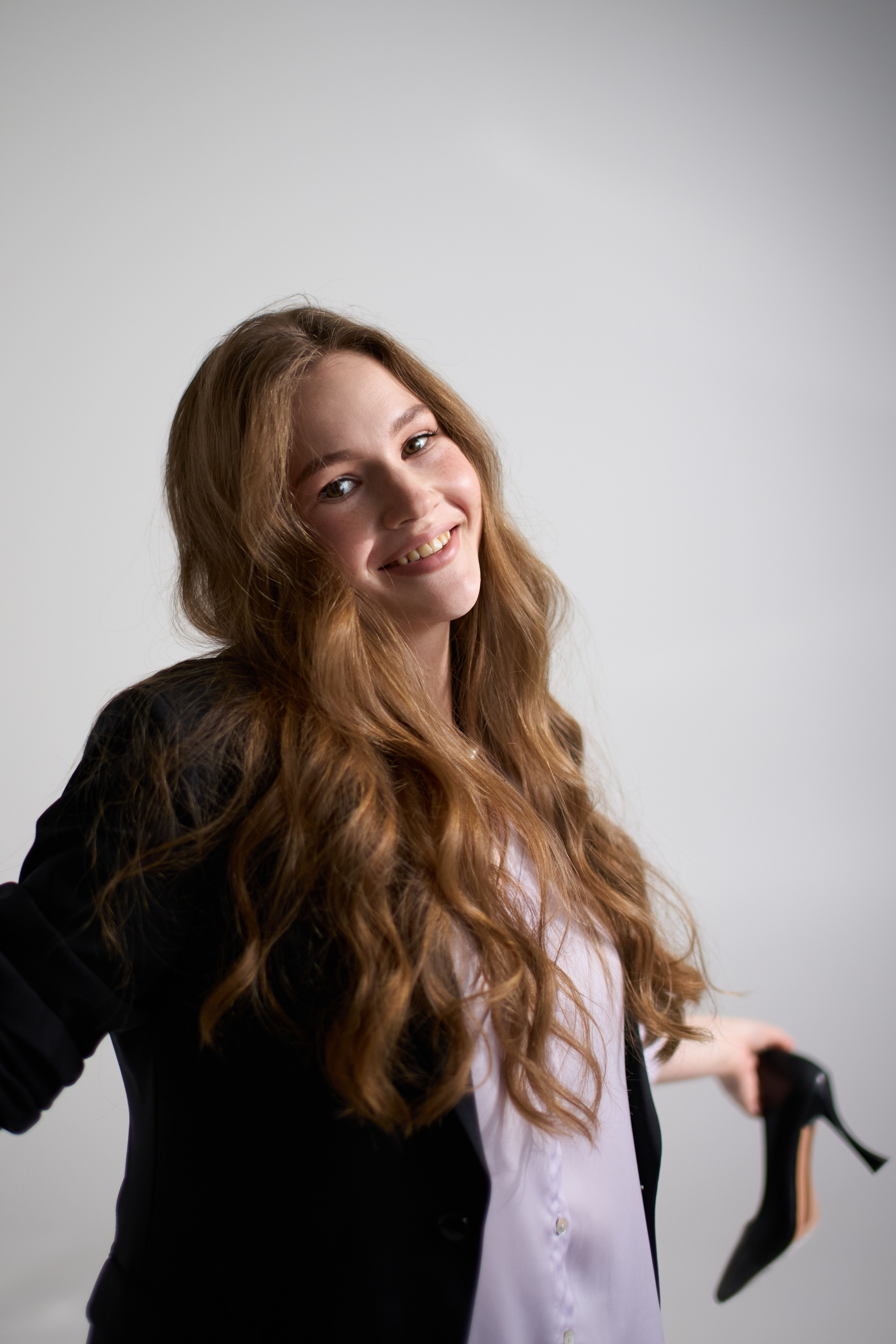 Индивидуальная женская фотосессия в фотостудии для Марины. Репортажный и женский фотограф в Новосибирске