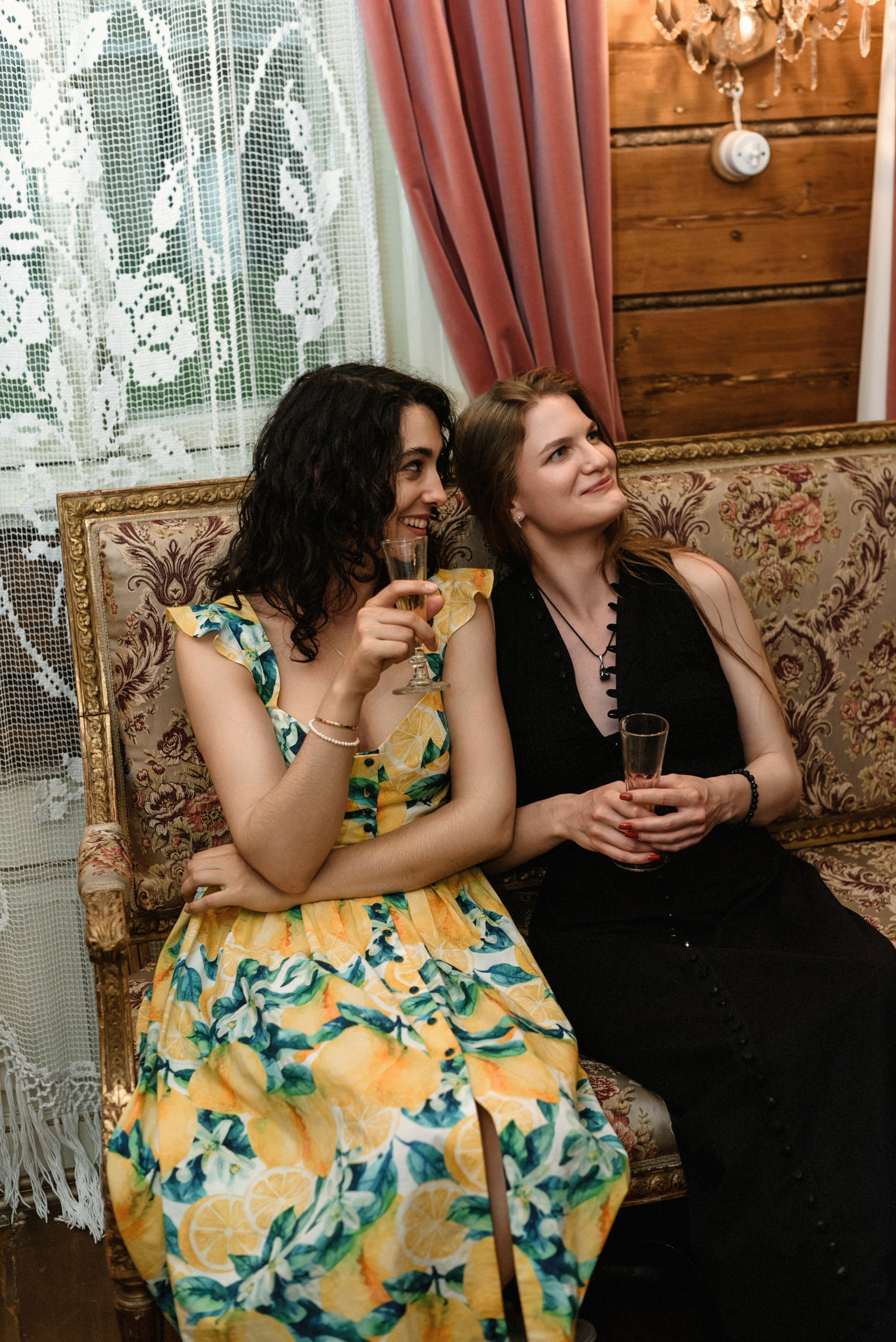 Фотосессия в гостевом доме О'27 Silvuple. Фотограф Ростов Великий Юлия Кузьмина Фотограф на крещение Ярославль