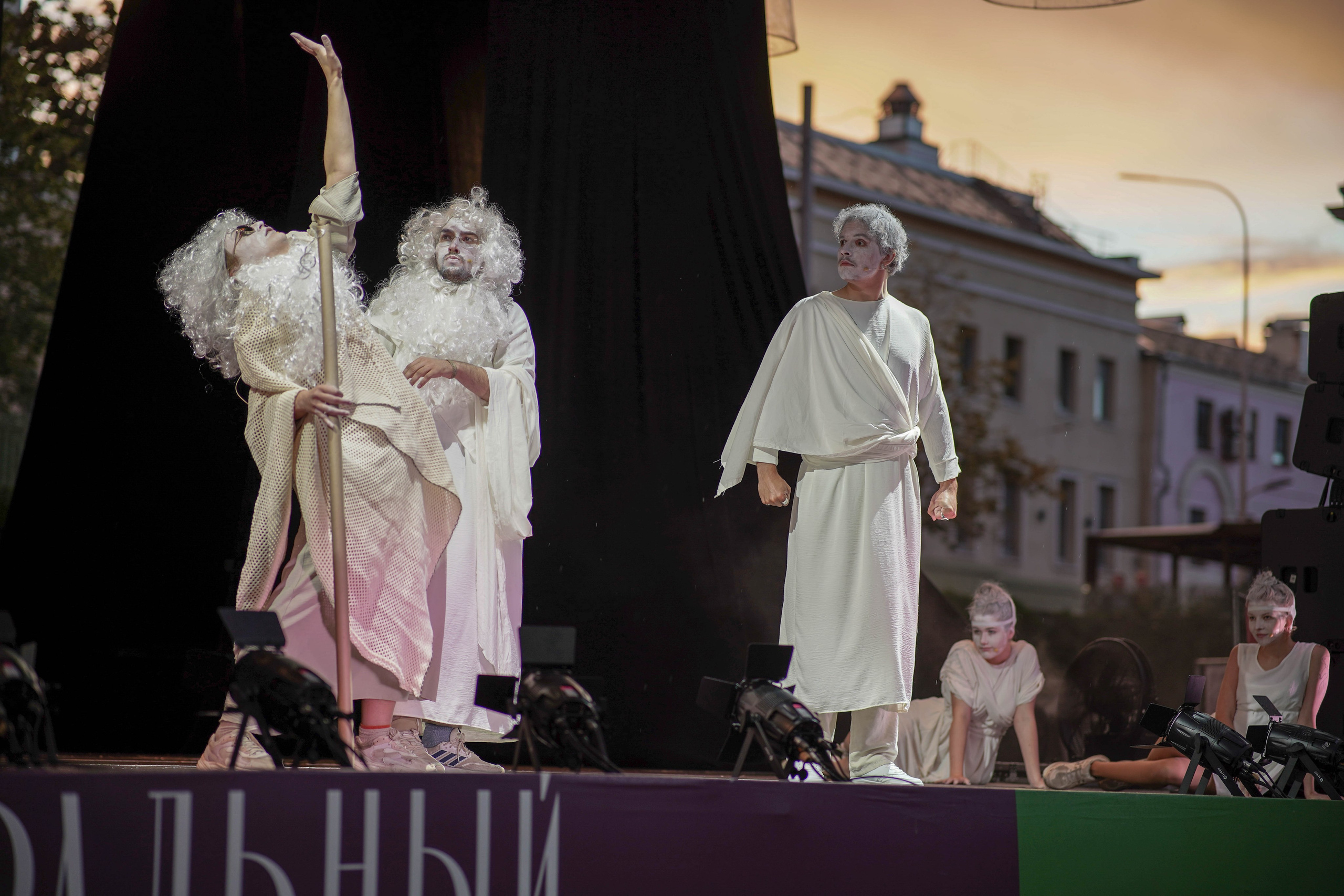 Эскизы «Вакханки» Юрий Муравицкий. ZAGLADIN Bureau