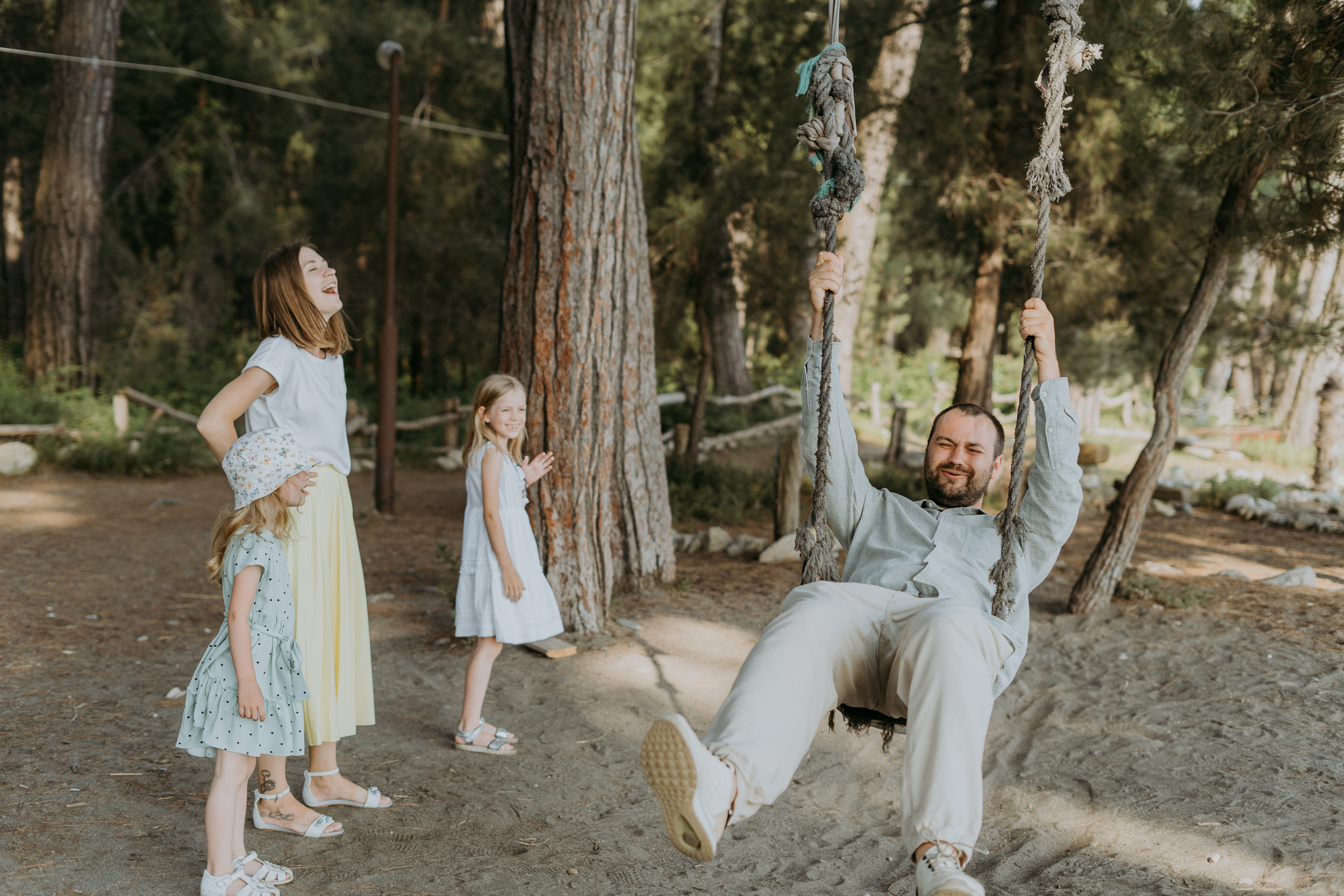 Катя, Сергей, Ника и Полина. Фотосессия в Пицунде. Фотограф в Сочи и Абхазии | Фототуры | September Air