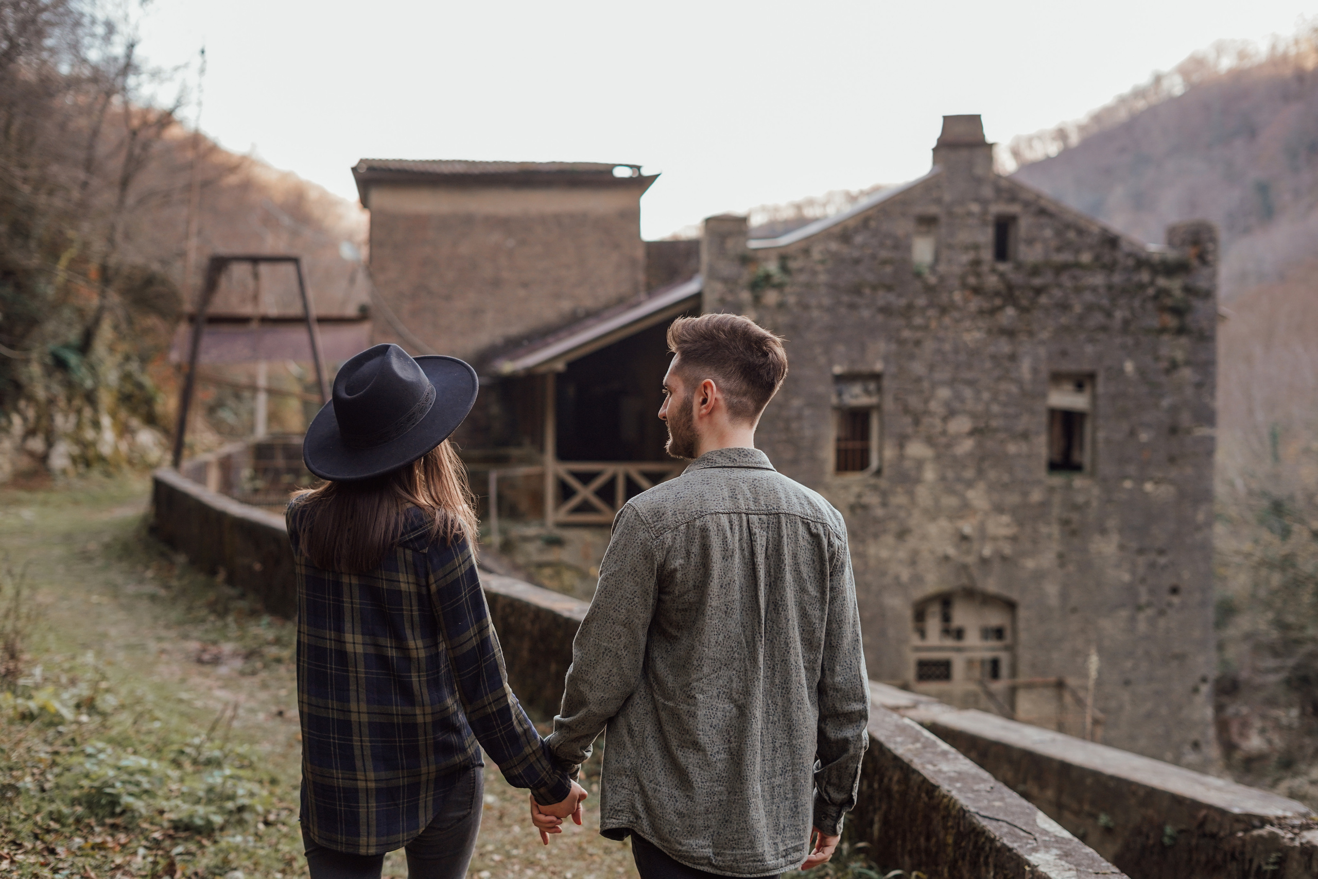 Фотосессия для двоих в Сухуме. Фотограф в Сочи и Абхазии | Фототуры | September Air