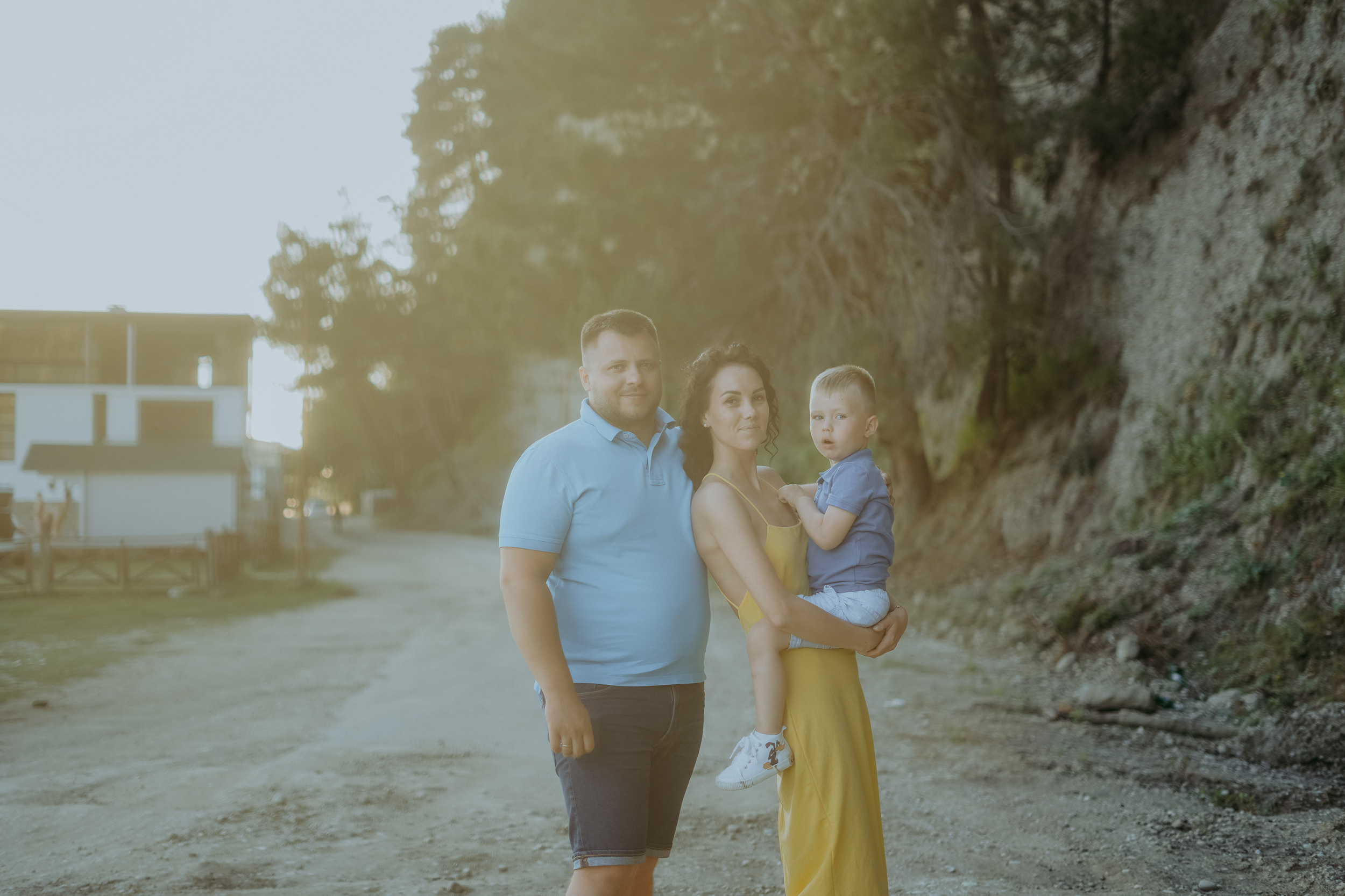 Мария, Дмитрий и Ярослав. Пицундская прогулка. Фотограф в Сочи и Абхазии | Фототуры | September Air