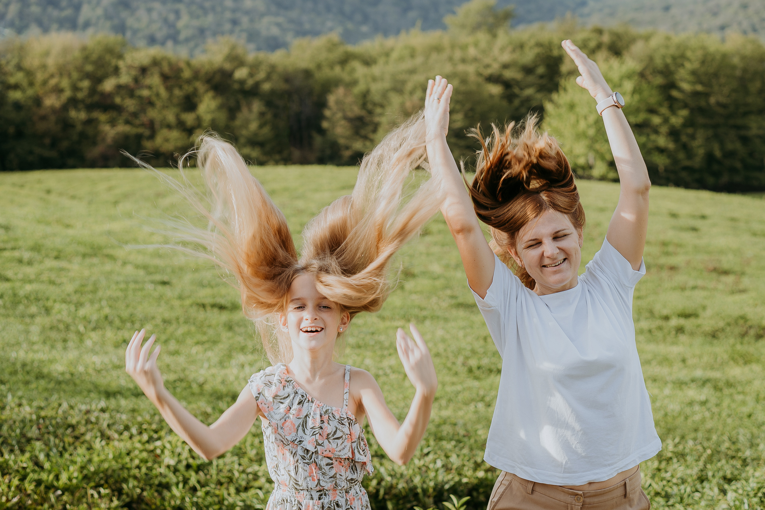 Наталья, Тимур, Элина и Максим. Семейная фотосессия на чайных плантациях. Фотограф в Сочи и Абхазии | Фототуры | September Air