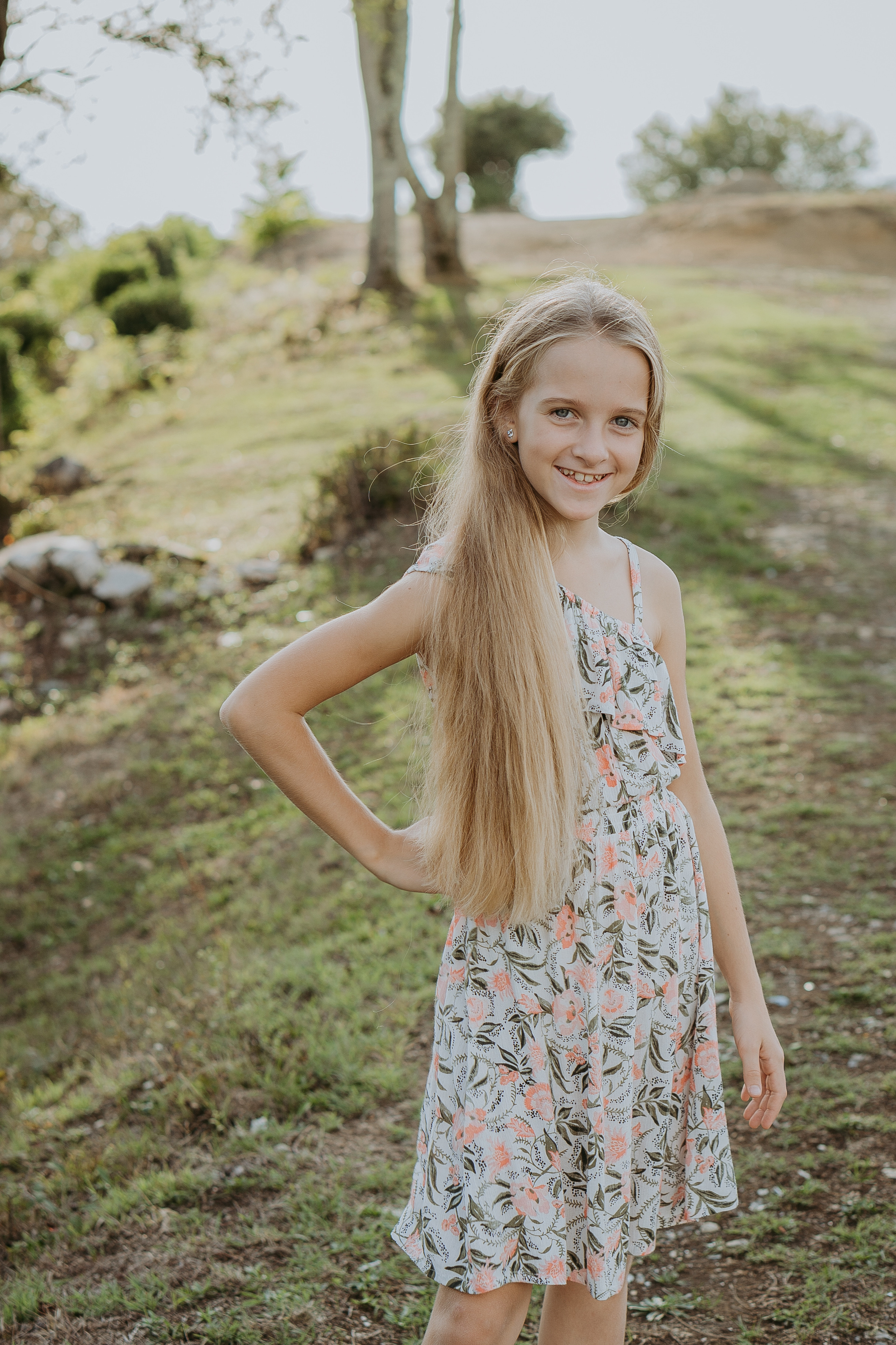 Наталья, Тимур, Элина и Максим. Семейная фотосессия на чайных плантациях. Фотограф в Сочи и Абхазии | Фототуры | September Air