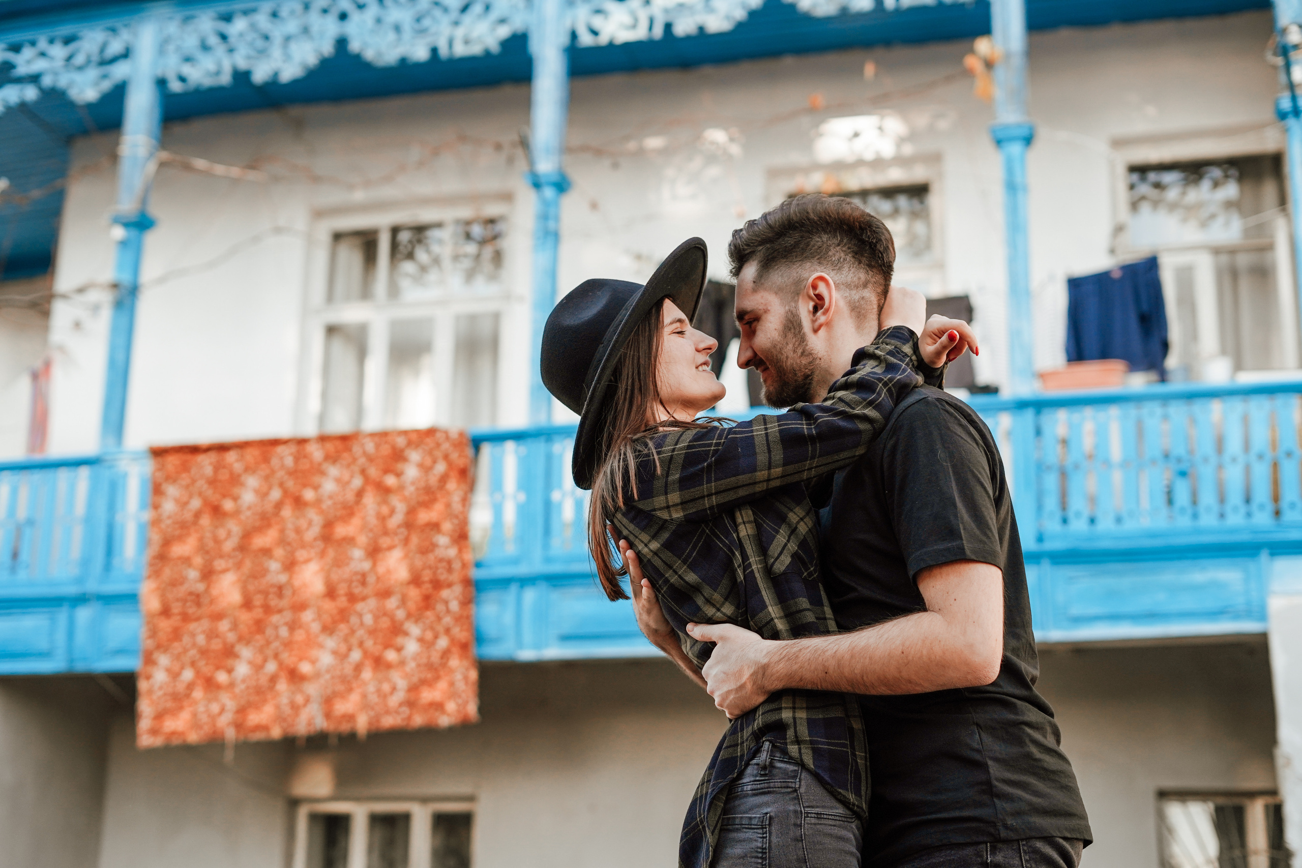 Фотосессия для двоих в Сухуме. Фотограф в Сочи и Абхазии | Фототуры | September Air