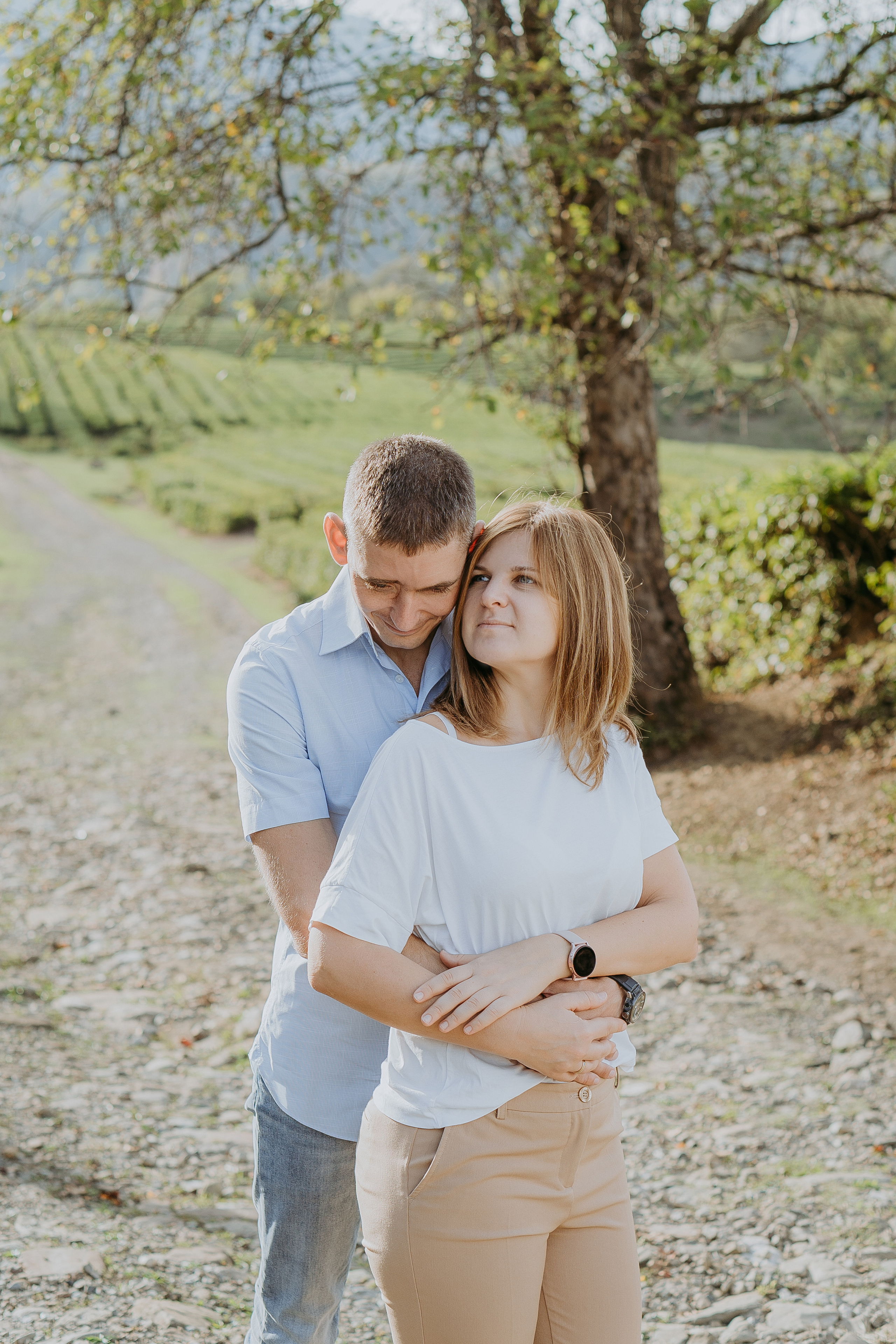 Наталья, Тимур, Элина и Максим. Семейная фотосессия на чайных плантациях. Фотограф в Сочи и Абхазии | Фототуры | September Air