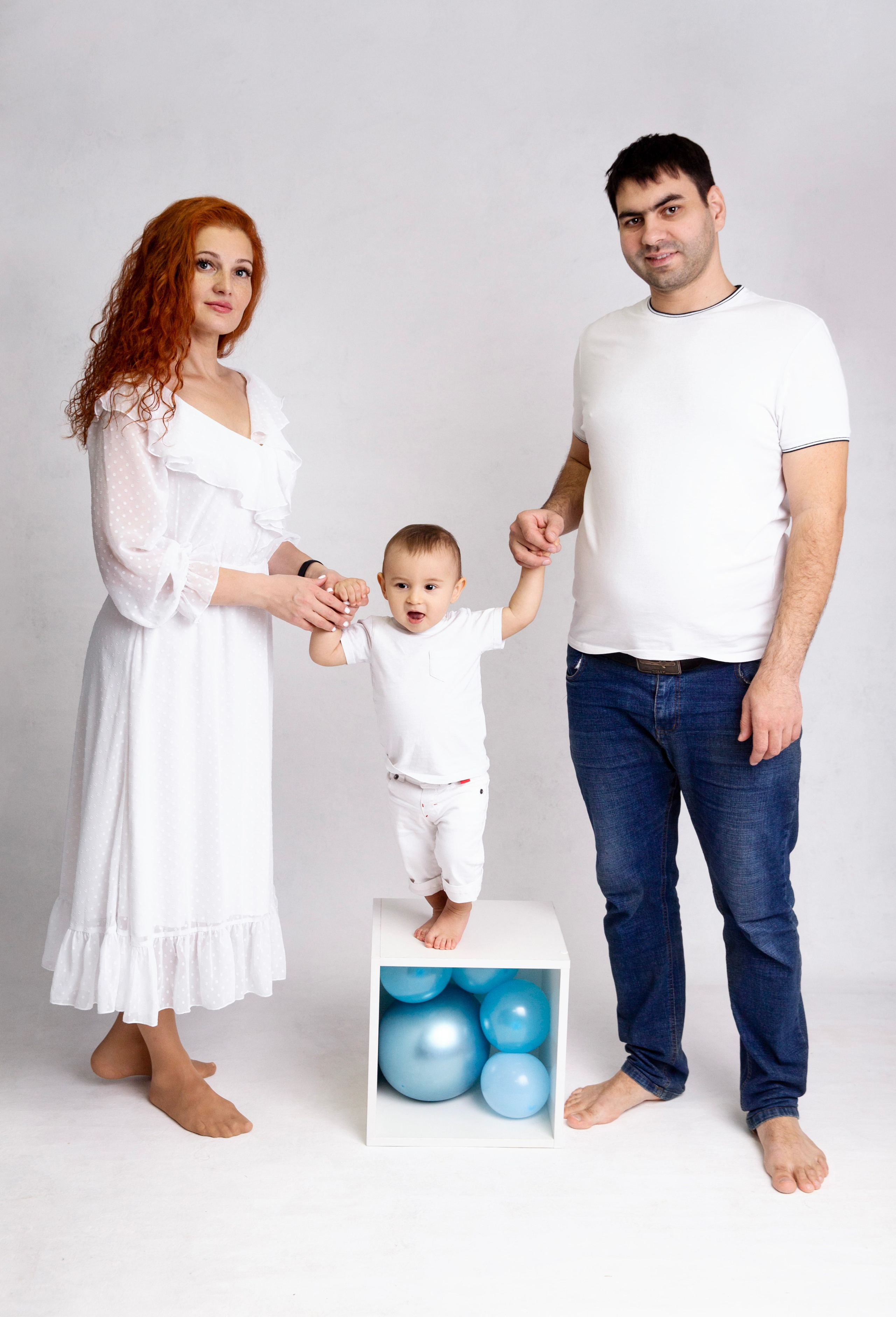 Фотосессия ГОДОВАСИЕ. Фотограф новорожденных, детей до года и беременных в Симферополе