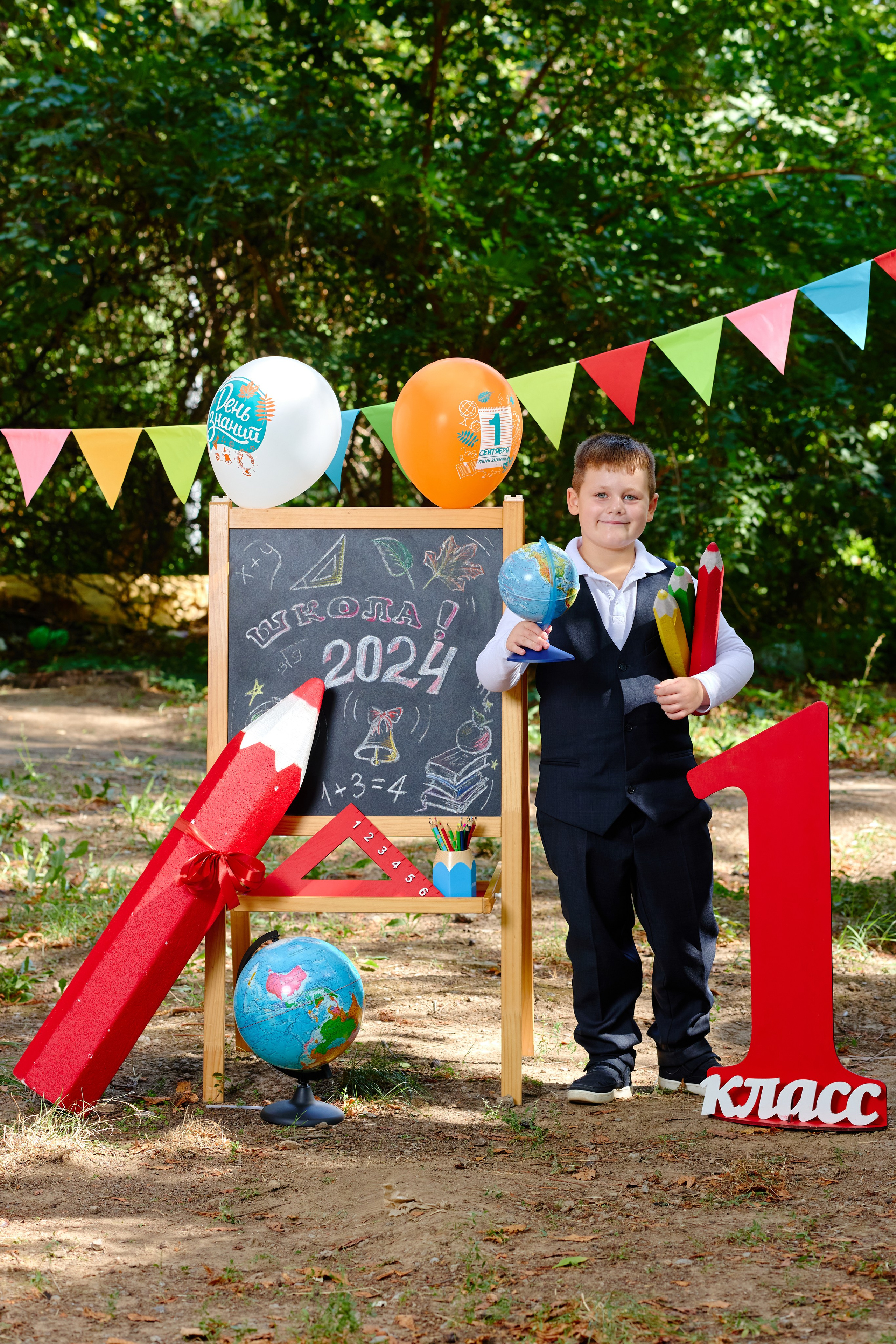 Альбом для 1 класса (персональный). Фотограф Выпускные альбомы Таганрог Сергей Коробченко