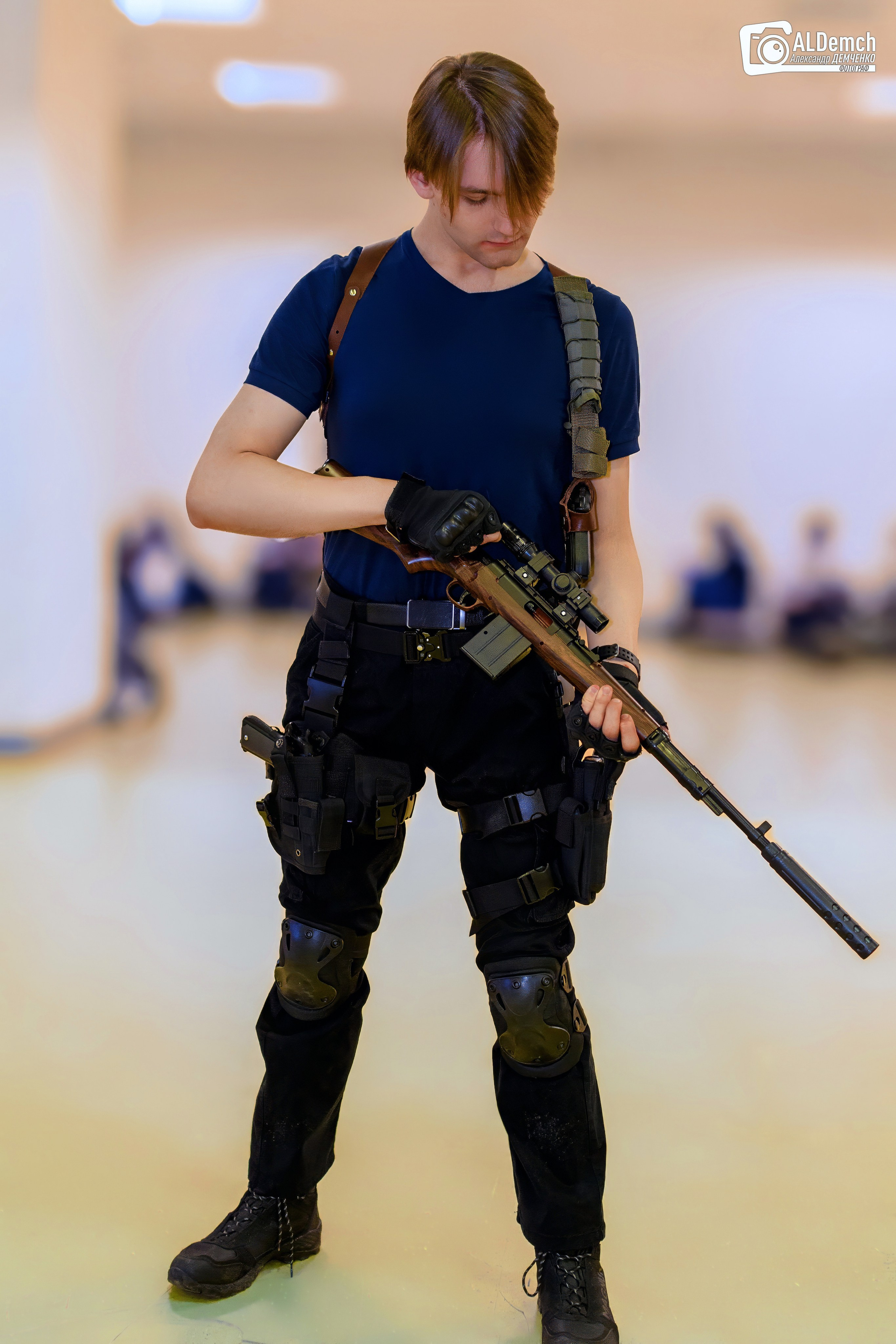 Resident Evil картинки персонажей игры и косплей фото