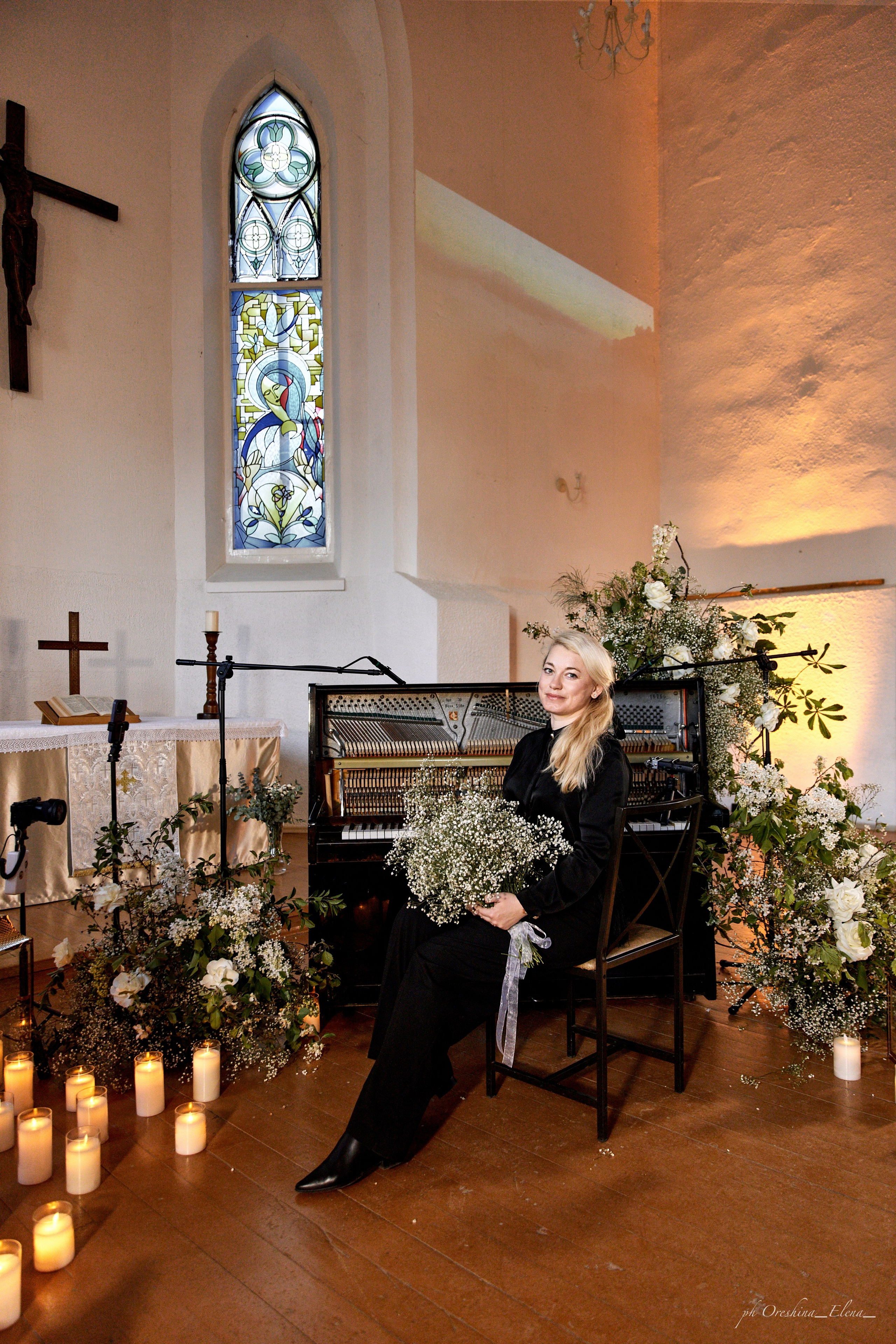 Концерт Дениса Стельмаха. Ульяновск, Евангелическо-Лютеранская церковь Св.Марии. Свадебный и семейный фотограф в Ульяновске Орешина Елена