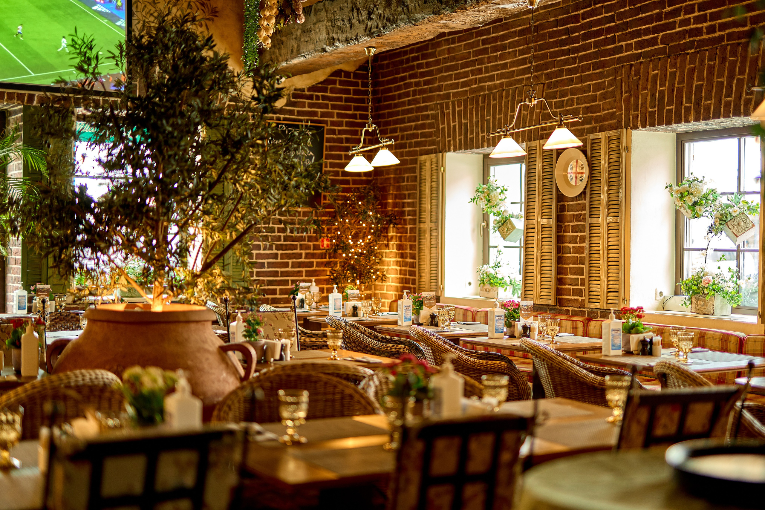 Съёмка для ресторанов: интерьер, меню и фуд-контент | Фото и видео для ресторанов | ZPROD. Фото и видеосъемка | продакшн студия ZPROD