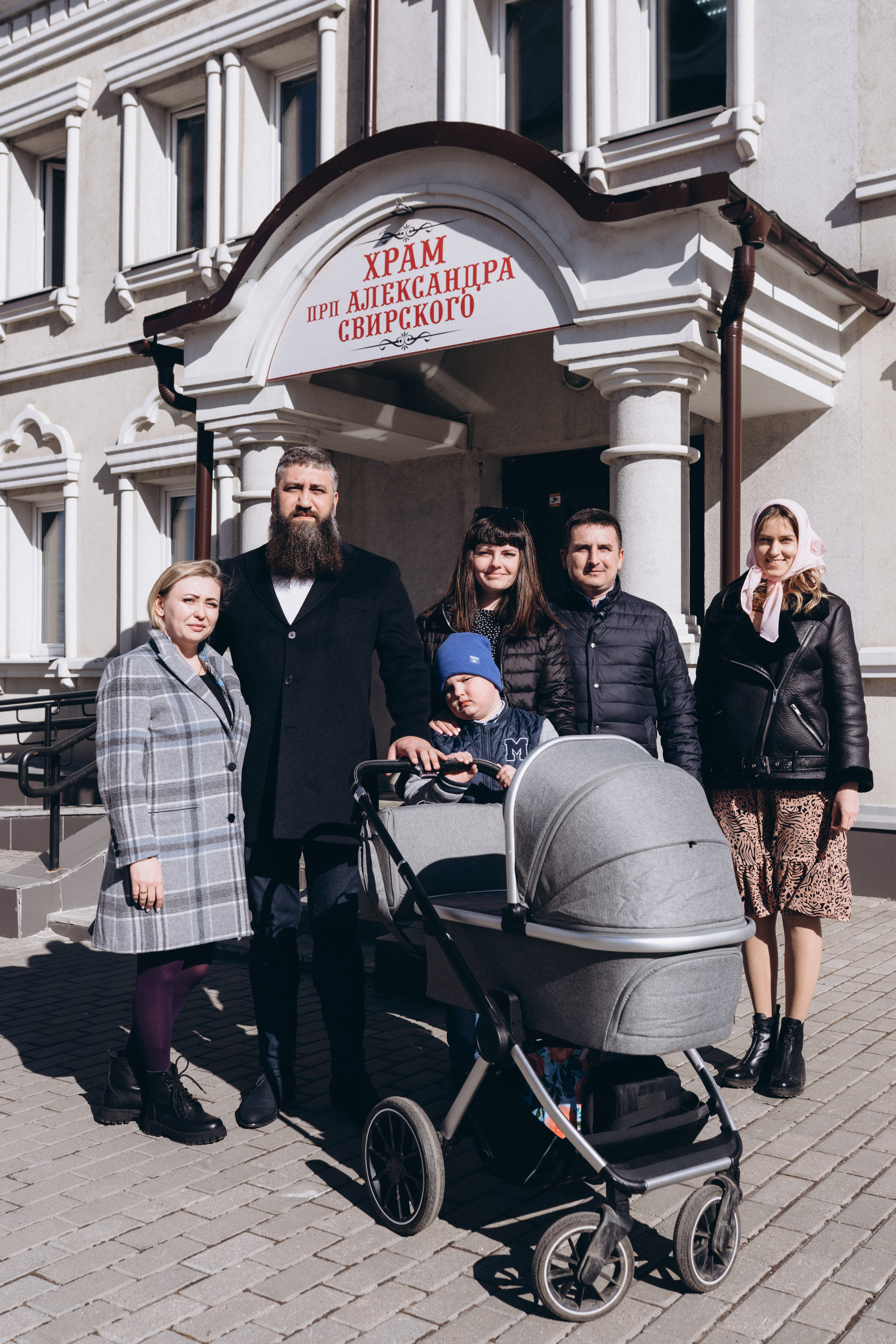 Крестины Виктора. Детский семейный фотограф в Москве Евгения