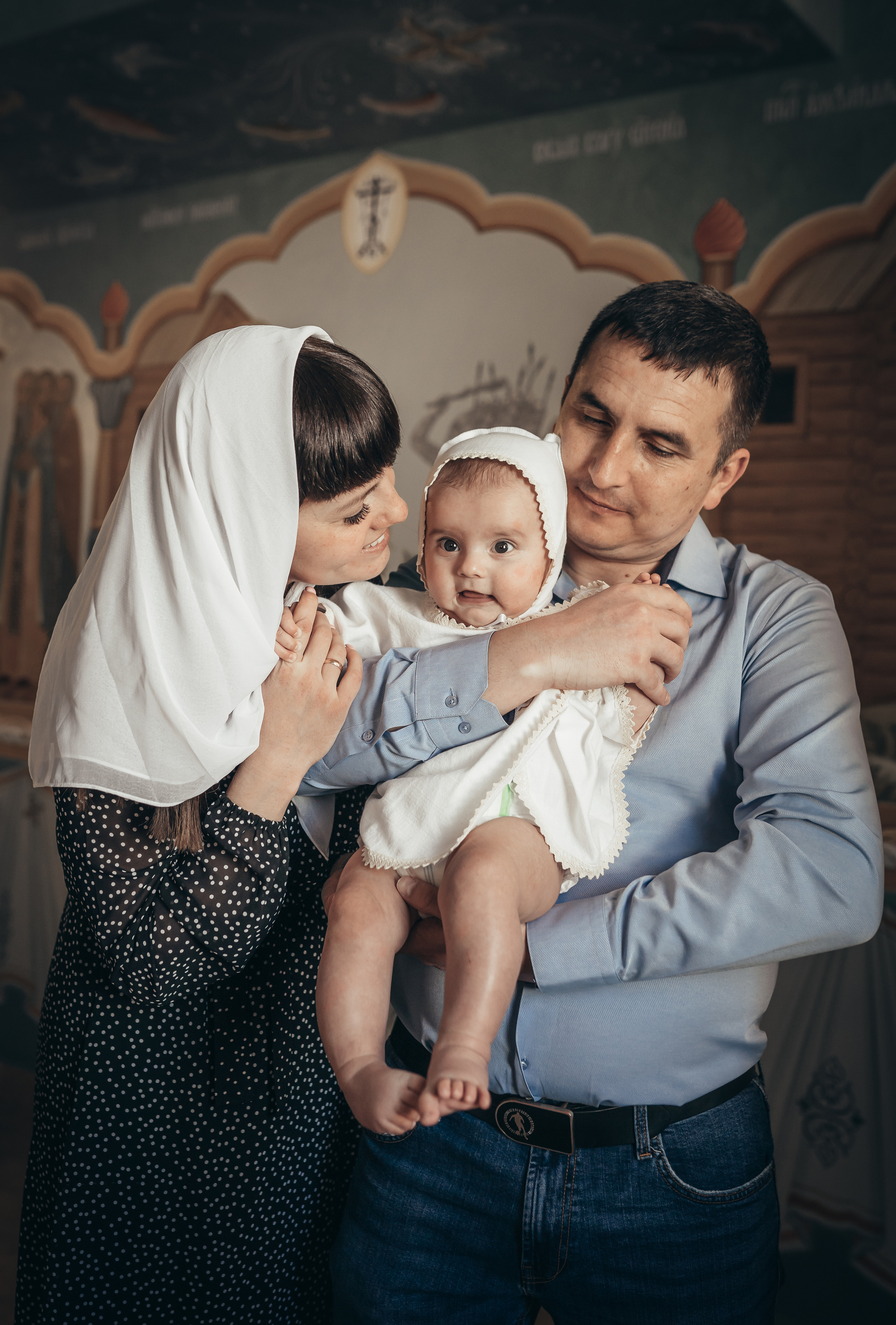 Крестины Виктора. Детский семейный фотограф в Москве Евгения
