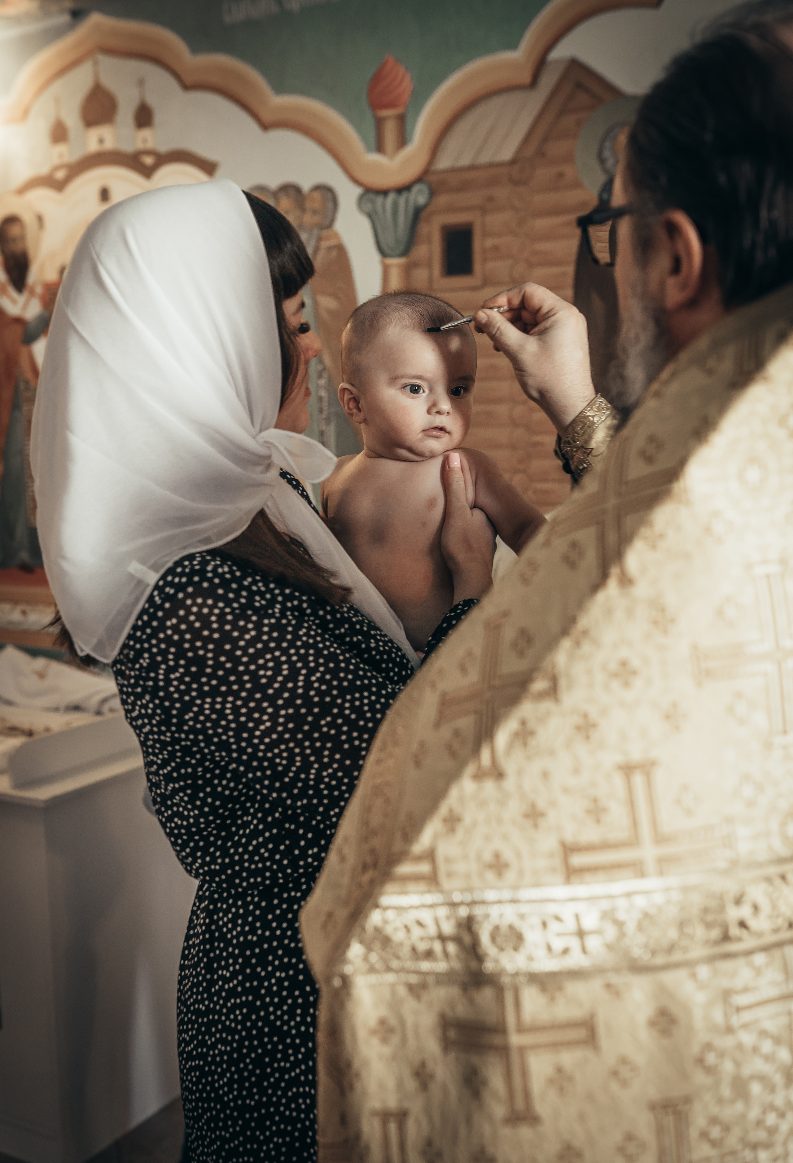 Крестины Виктора. Детский семейный фотограф в Москве Евгения
