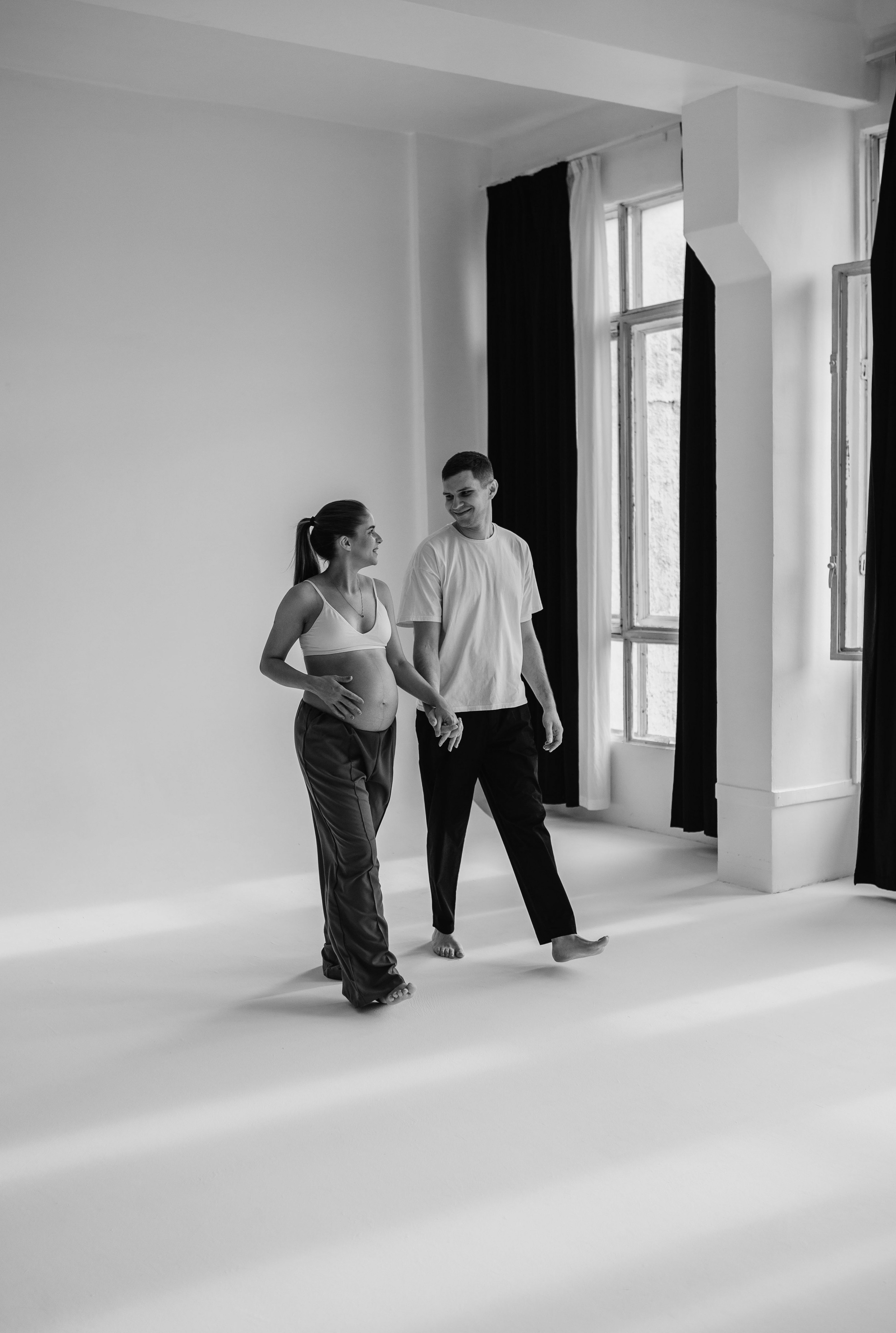 Фотосессия беременности в студии. Семейный фотограф в Домодедово и Москве Елена Пичугина