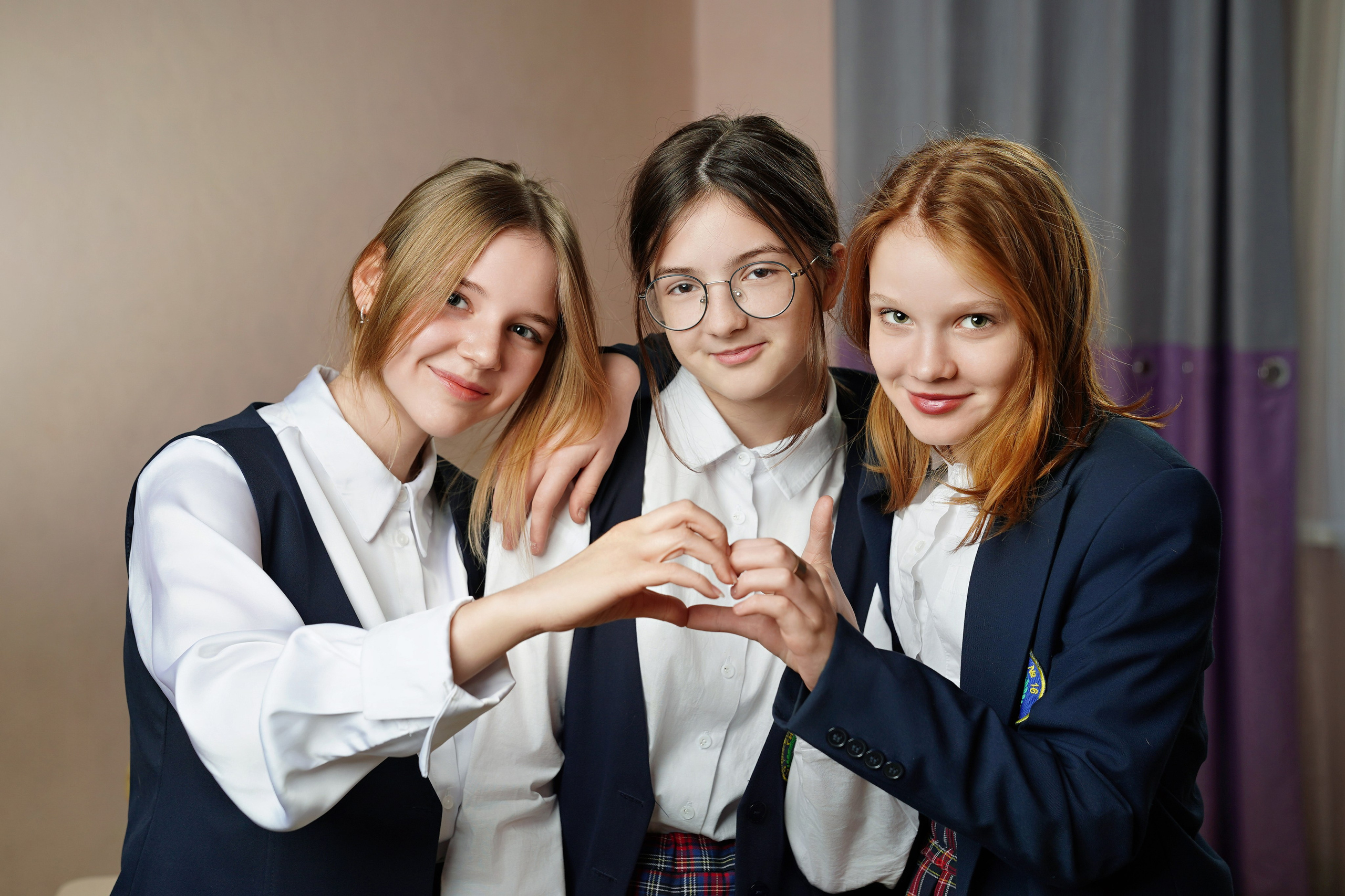 Виньетка + портреты. GOTRA — выпускные альбомы в Тюмени