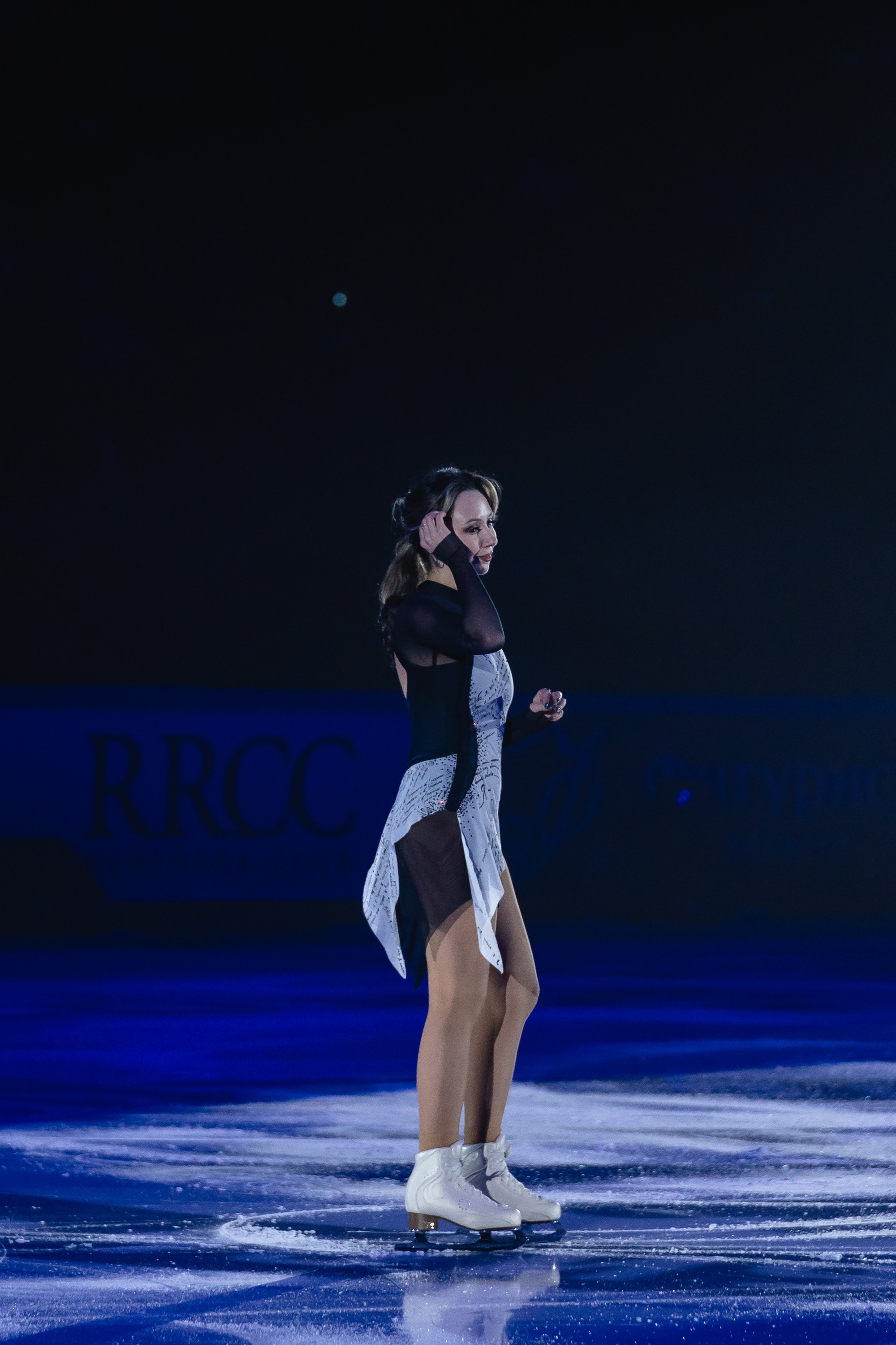 Шоу «Чемпионы на льду» в Новосибирске. Воробьева Ксения — Спортивный и танцевальный фотограф Новосибирск
