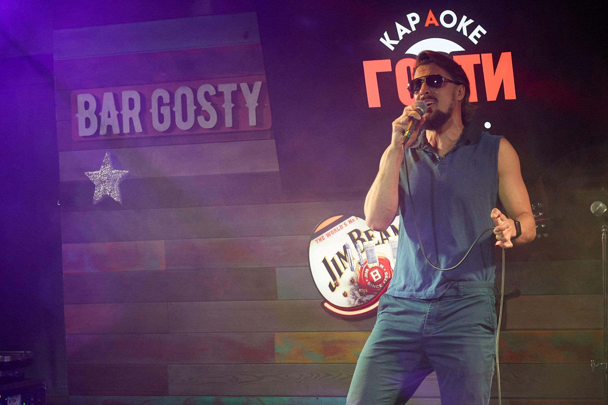 Концерт в баре «Гости». Фотограф Омск | Александр Вандеров