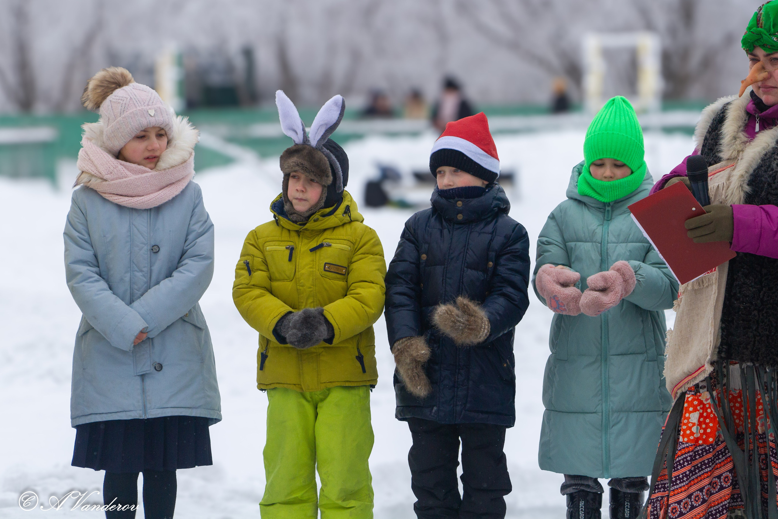 Праздник во дворе, ул. Осташковская-20. Фотограф Омск | Александр Вандеров