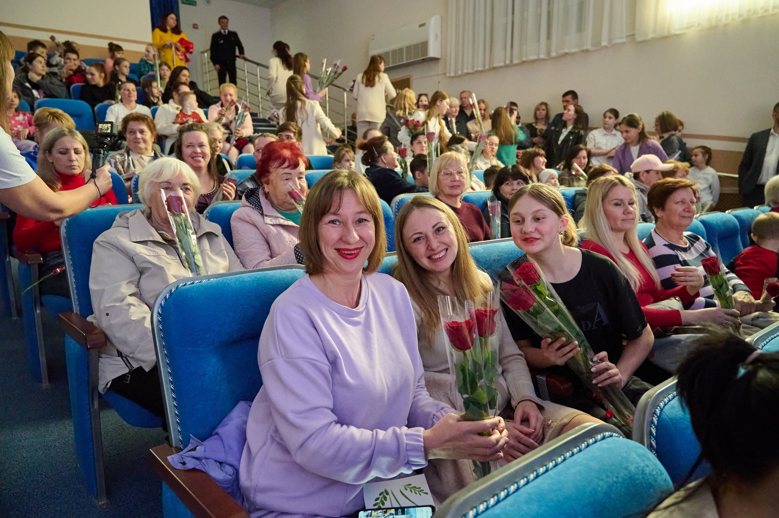 8 марта Марьина роща. Жизнь курорта Кабардинка в фотографиях