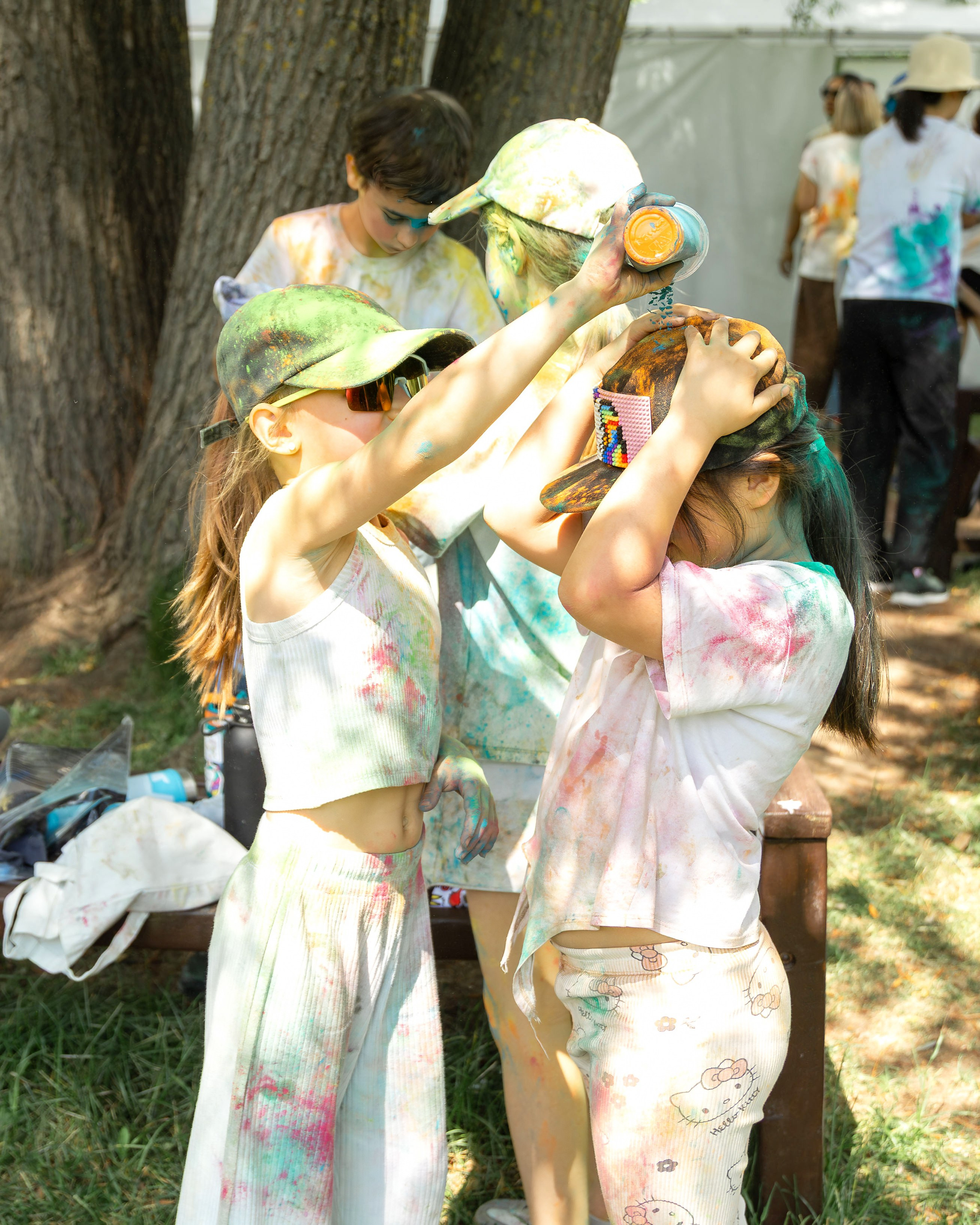 The International School of Moscow. Color Day. Выпускные альбомы для школы и детского сада — школьный фотограф Подольск, Троицк, Щербинка, Москва