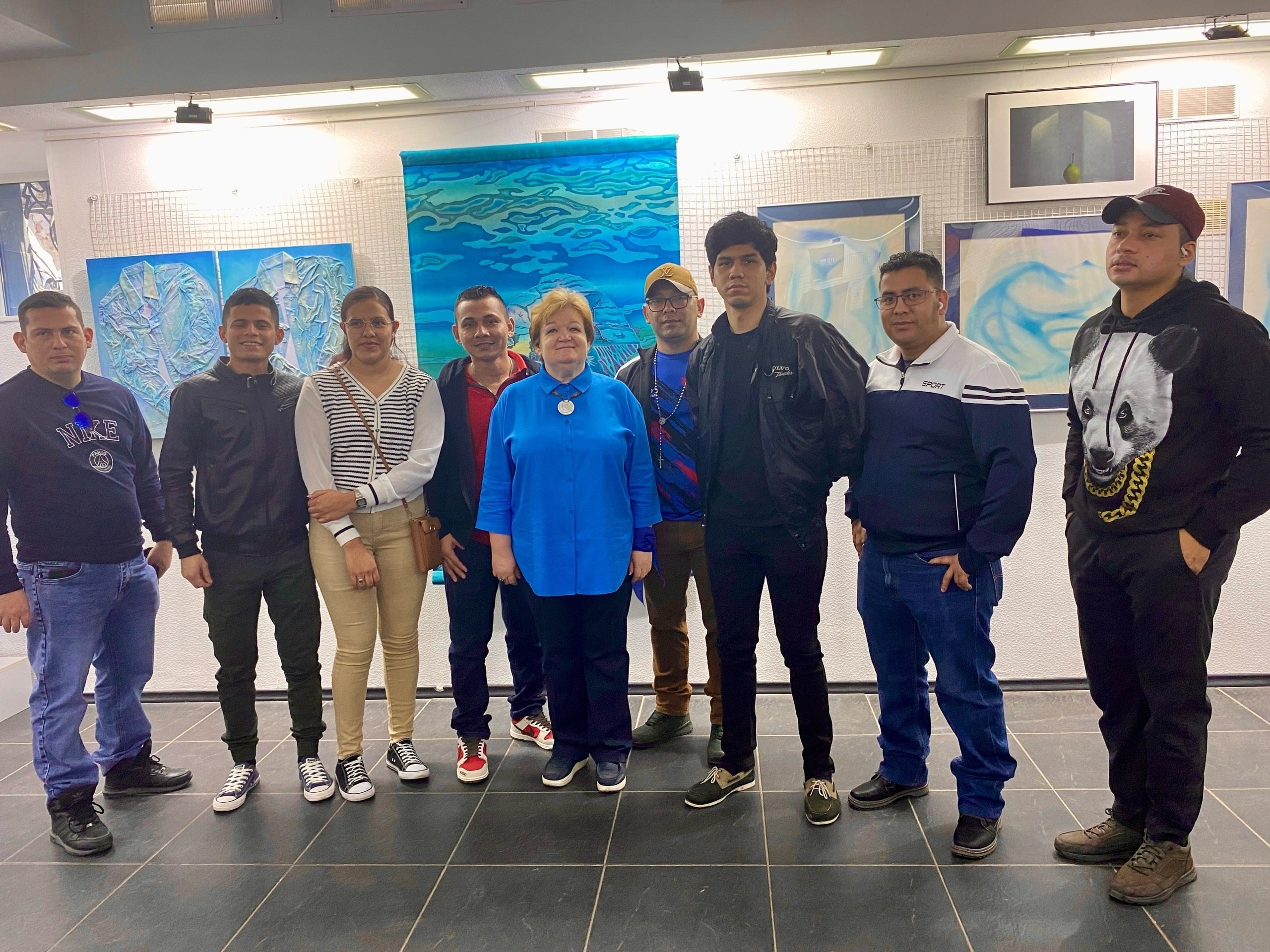 Участие в выставке Музея Современного Изобразительного Искусства на Дмитровской, г. Ростов-на-Дону. Фотограф Наталия Шляпина в Ростове-на-Дону