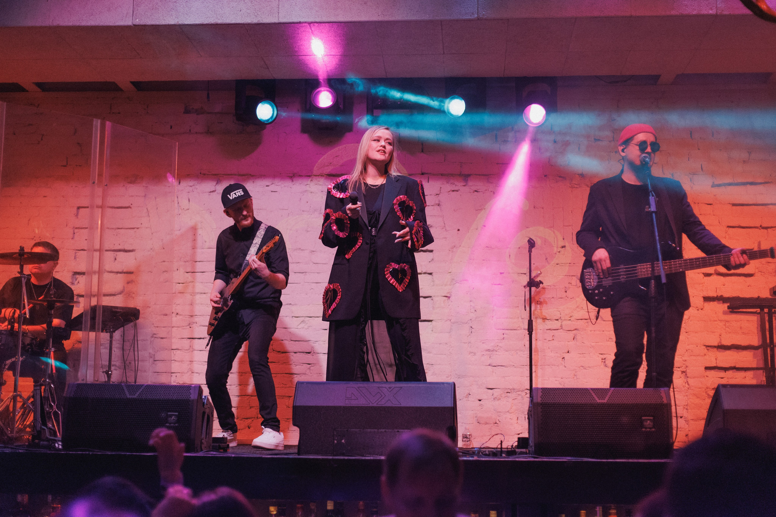 ВИННЫЙ ФЕСТИВАЛЬ. СВОИ. ФОТООТЧЕТЫ-СОБЫТИЯ-МЕСТА