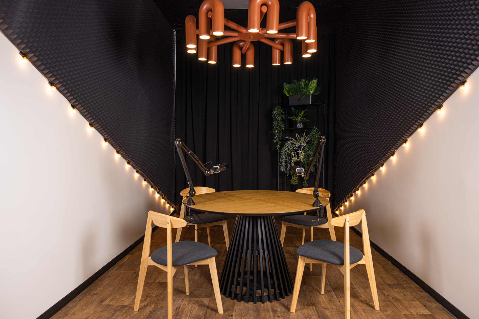 Photohub залы для съемки бизнес-контента. Фотограф в Минске Людмила Дутко