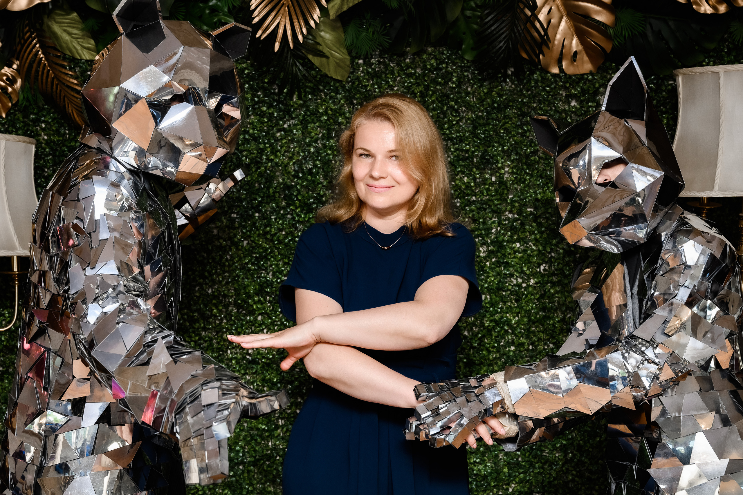 Профессиональная фотосъёмка выпускного вечера в ресторане в Санкт-Петербурге с обработкой фотографий.