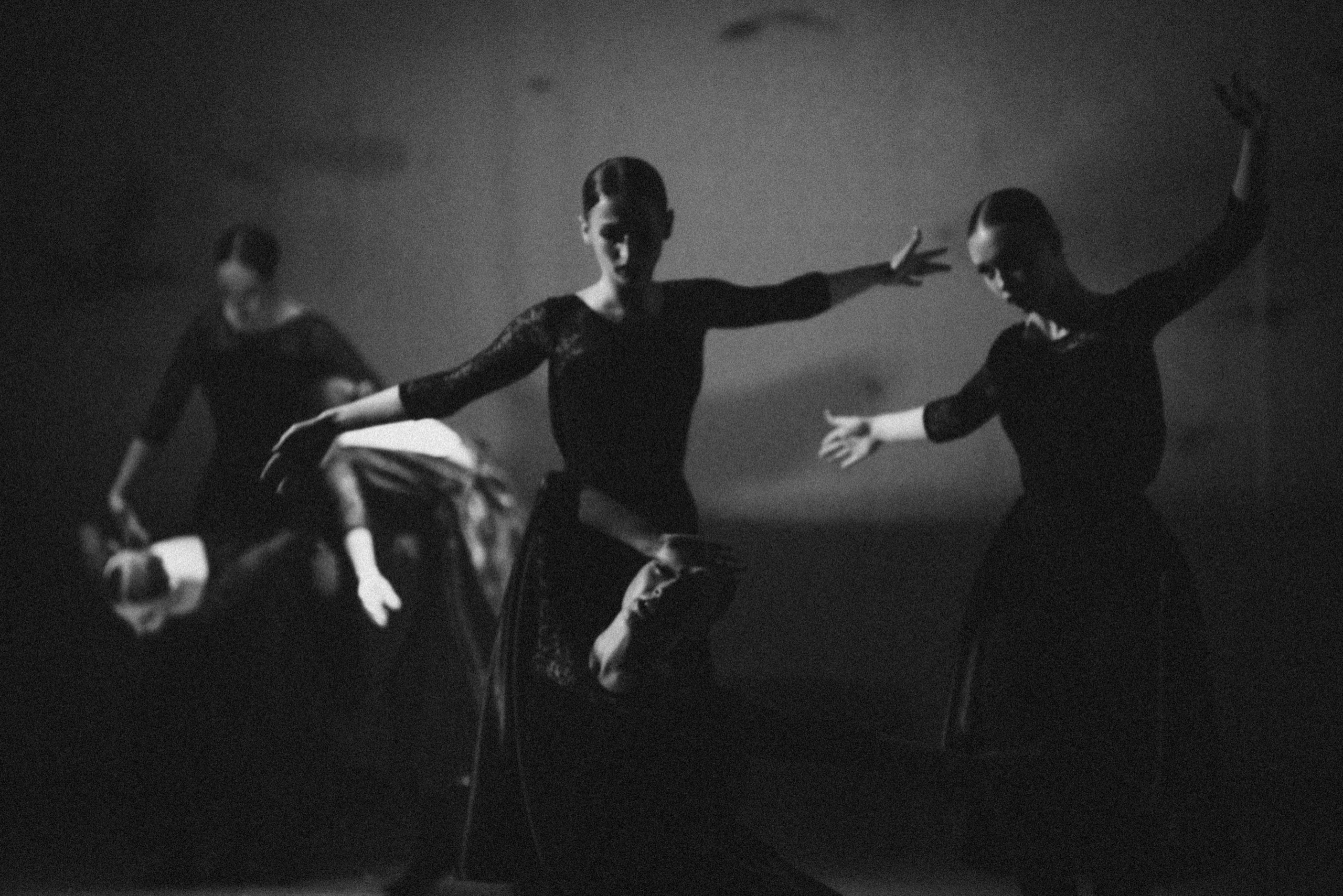 Танец — это язык, которым говорят тела, когда словам уже тесно