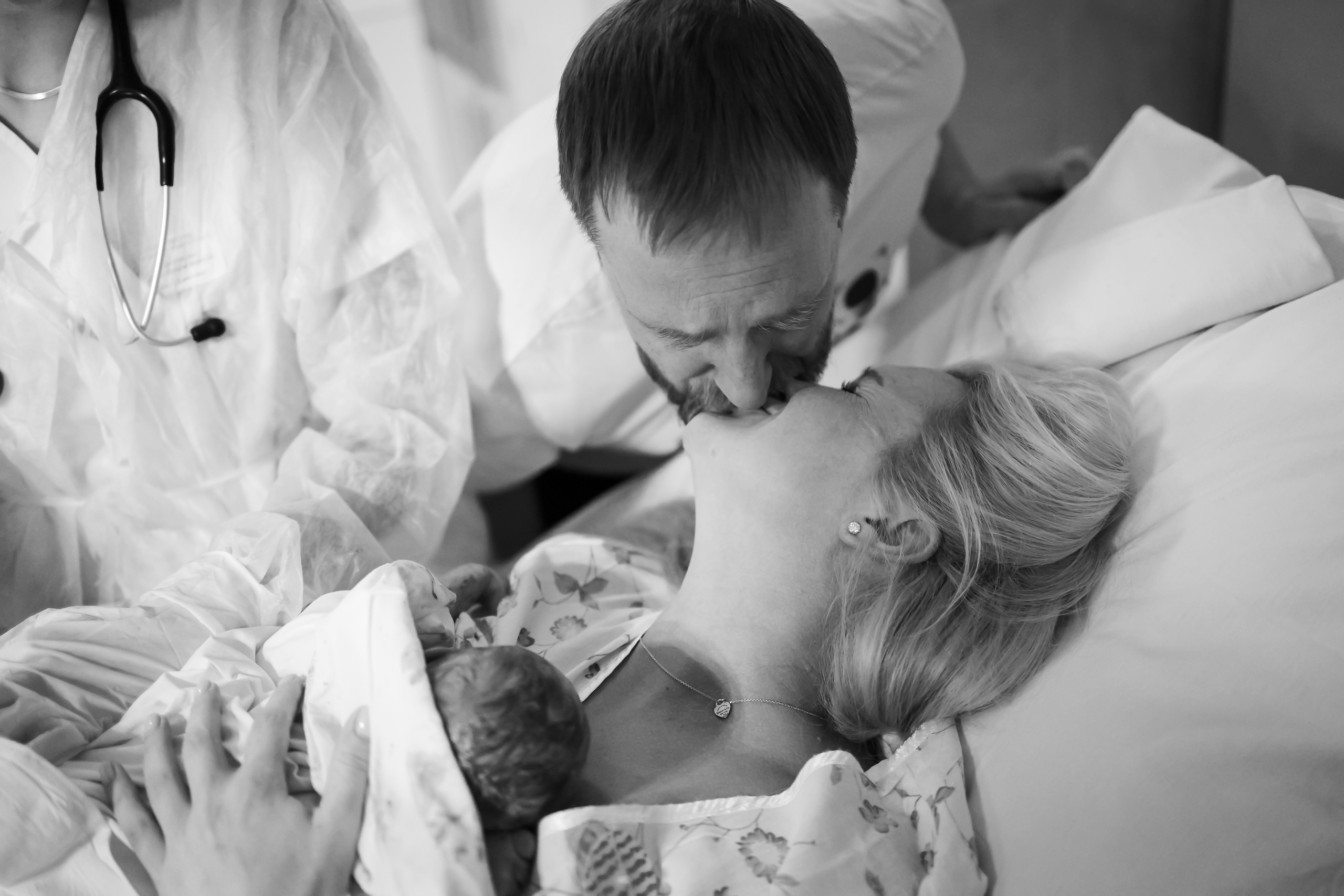 Фото рождения. Яна Кром Фотограф ньюборн в Москве