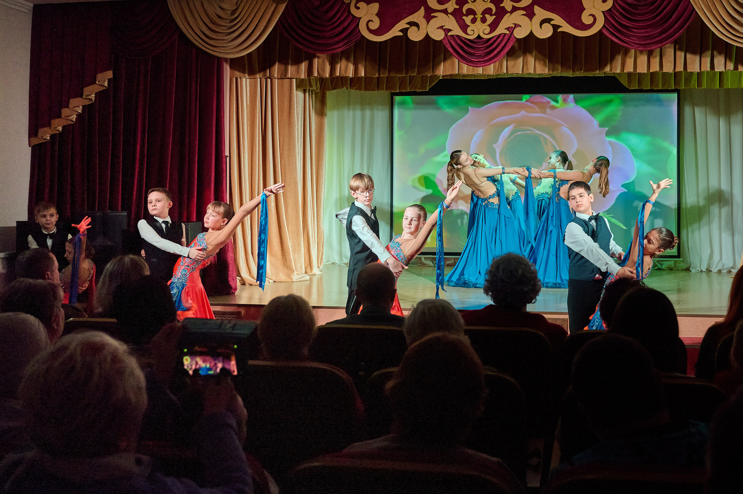 8 марта в Виноградном. Жизнь курорта Кабардинка в фотографиях