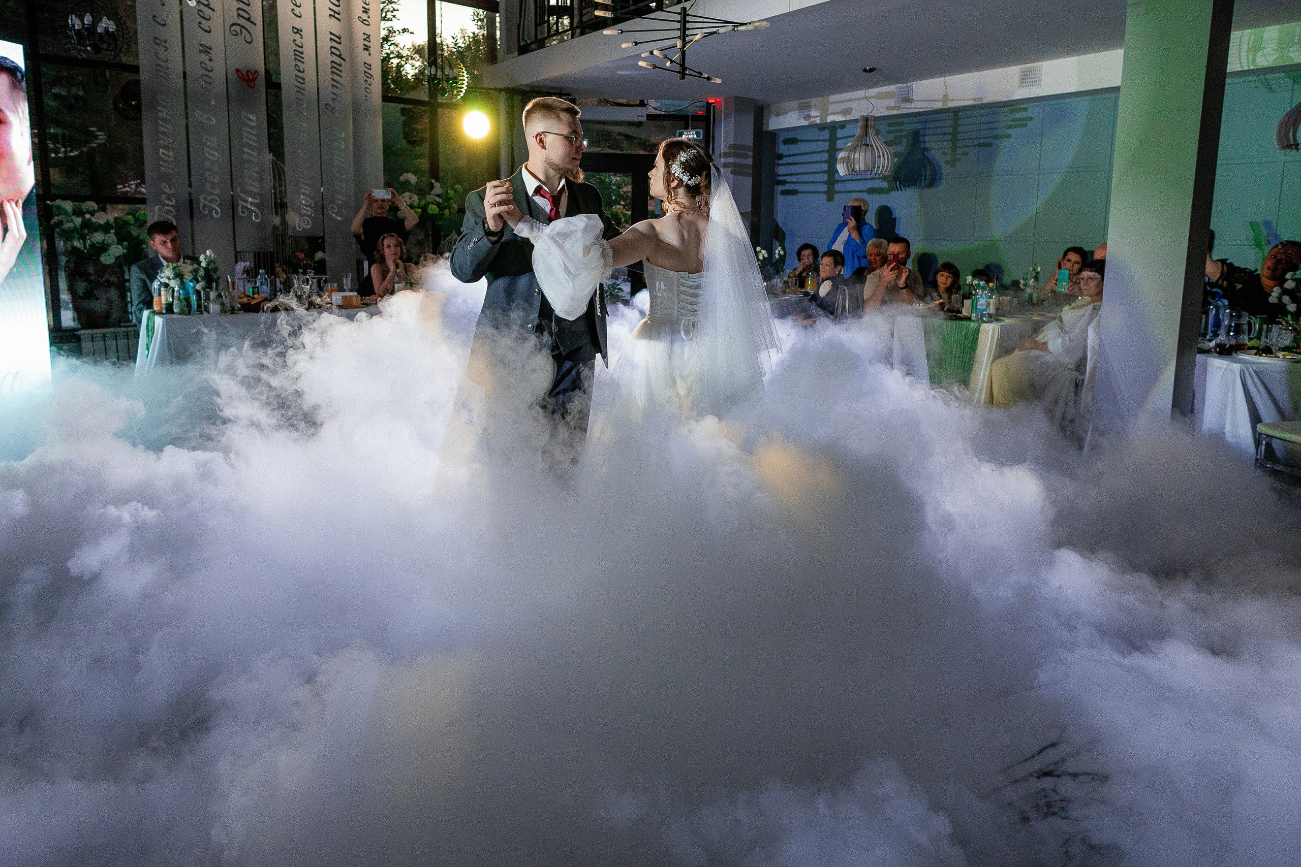 Свадебный фотограф в Караганде Алексей Баранов. Свадебный фотограф Алексей Баранов. Фотограф Алексей Баранов. Фотостудия Flash. Семейные фотосессии в Караганде. Индивидуальные фотосессии, детские фотосессии, парные фотосессии в Караганде. Интерьерная фотосессия в Караганде. Семейный фотограф Алексей Баранов. Детский фотограф Алексей Баранов. Художественный фотограф Алексей Баранов. Свадебный фотограф Алексей Баранов. Черно-Белая съемка в Караганде. Самые лучшие семейный и детские фотосессии в Караганде. Прогулочные фотосессии. Street photo. уличная фотосессия в Караганде. Репортажная съемка в Караганде. фотосессия Свадебной прогулки в Караганде. Фотосессия свадьбы в Караганде. Репортажный фотограф Алексей Баранов.