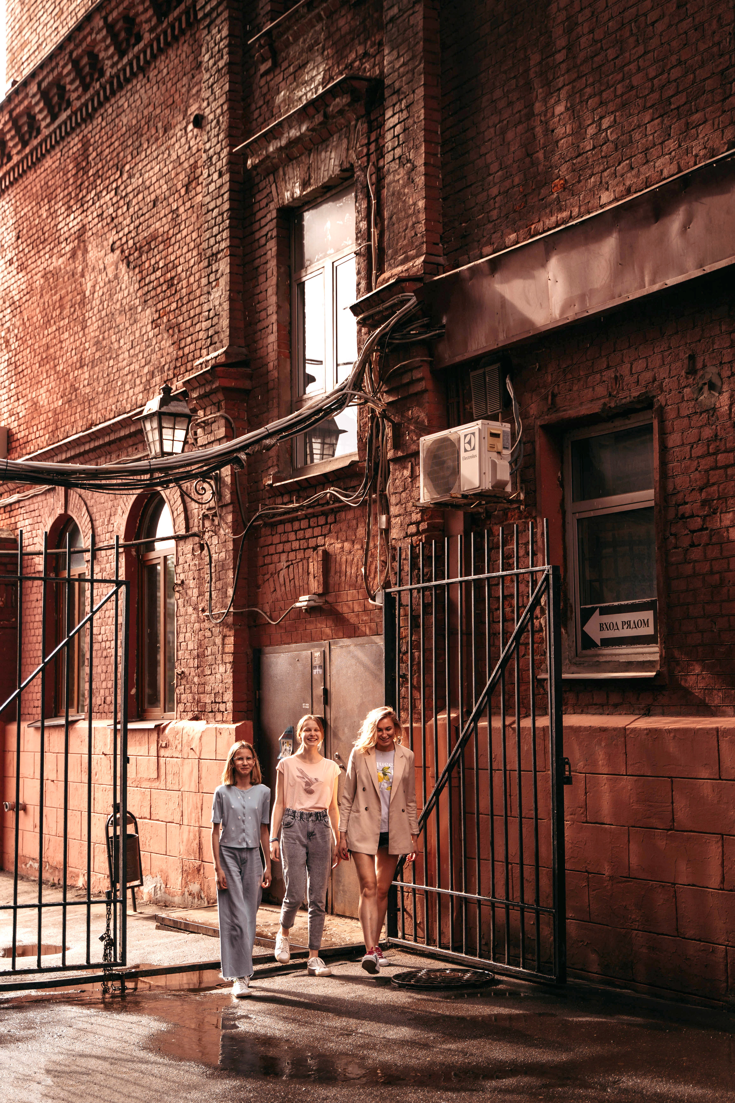 Анна, Василиса, Маша. Детский и семейный фотограф в Москве Алёна Шестунова