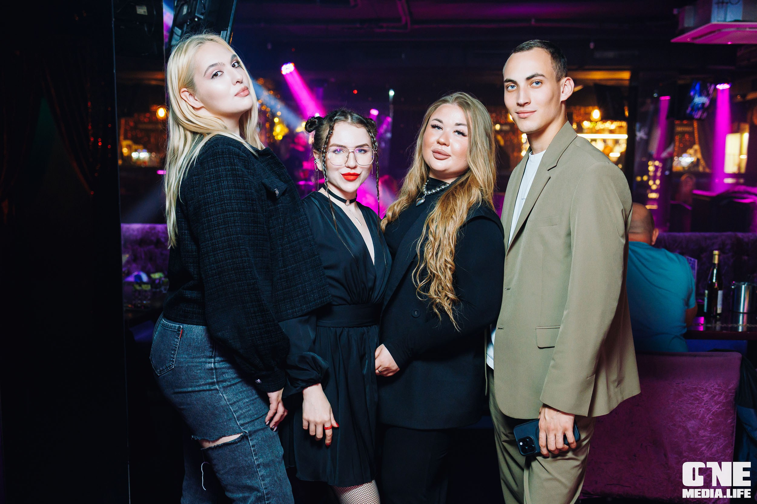 Фоторепортаж из караоке-клуба Эйфория. One Media Life: фоторепортажи, фотоотчеты с мероприятий и заведений