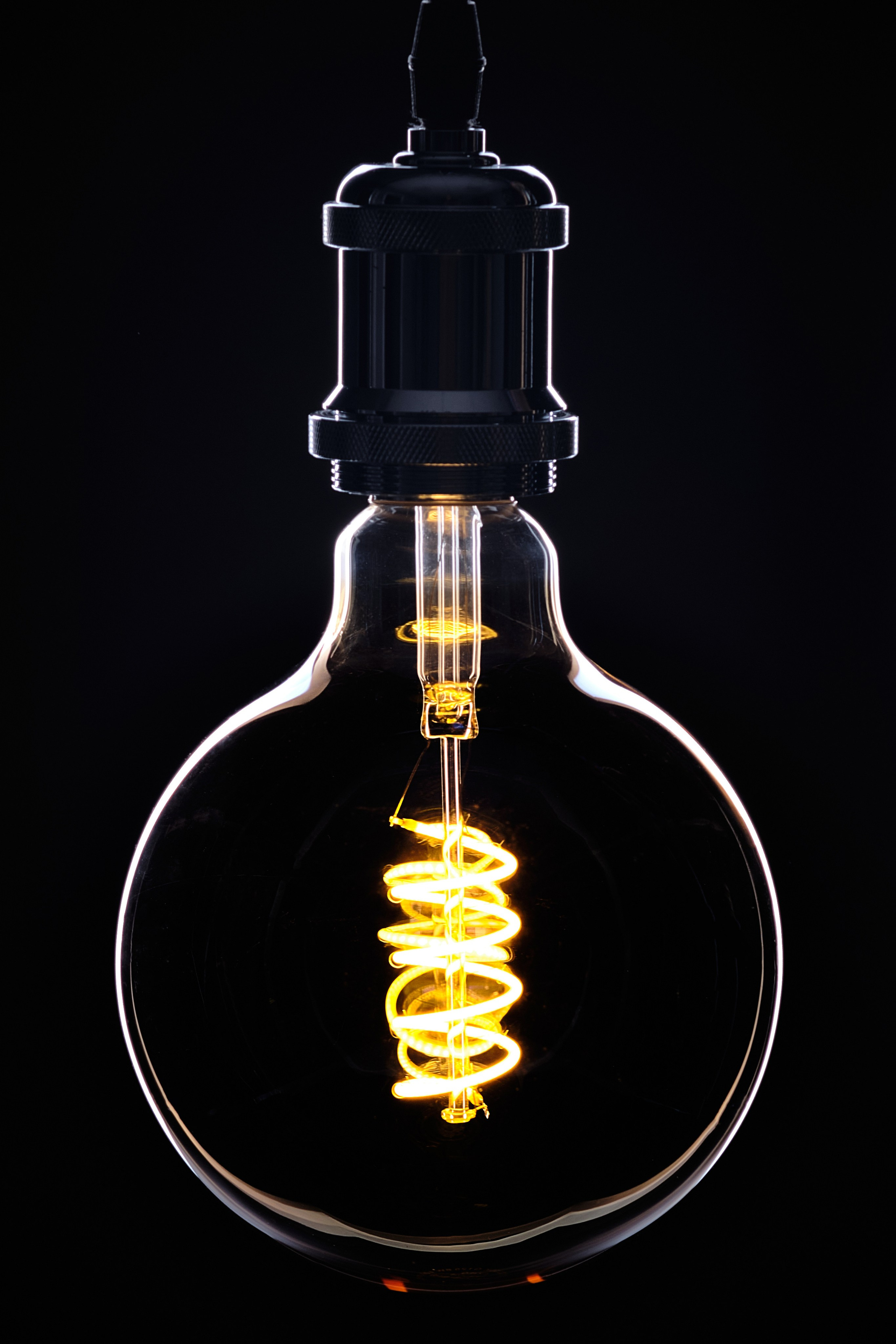 Лампочка - предметное фото